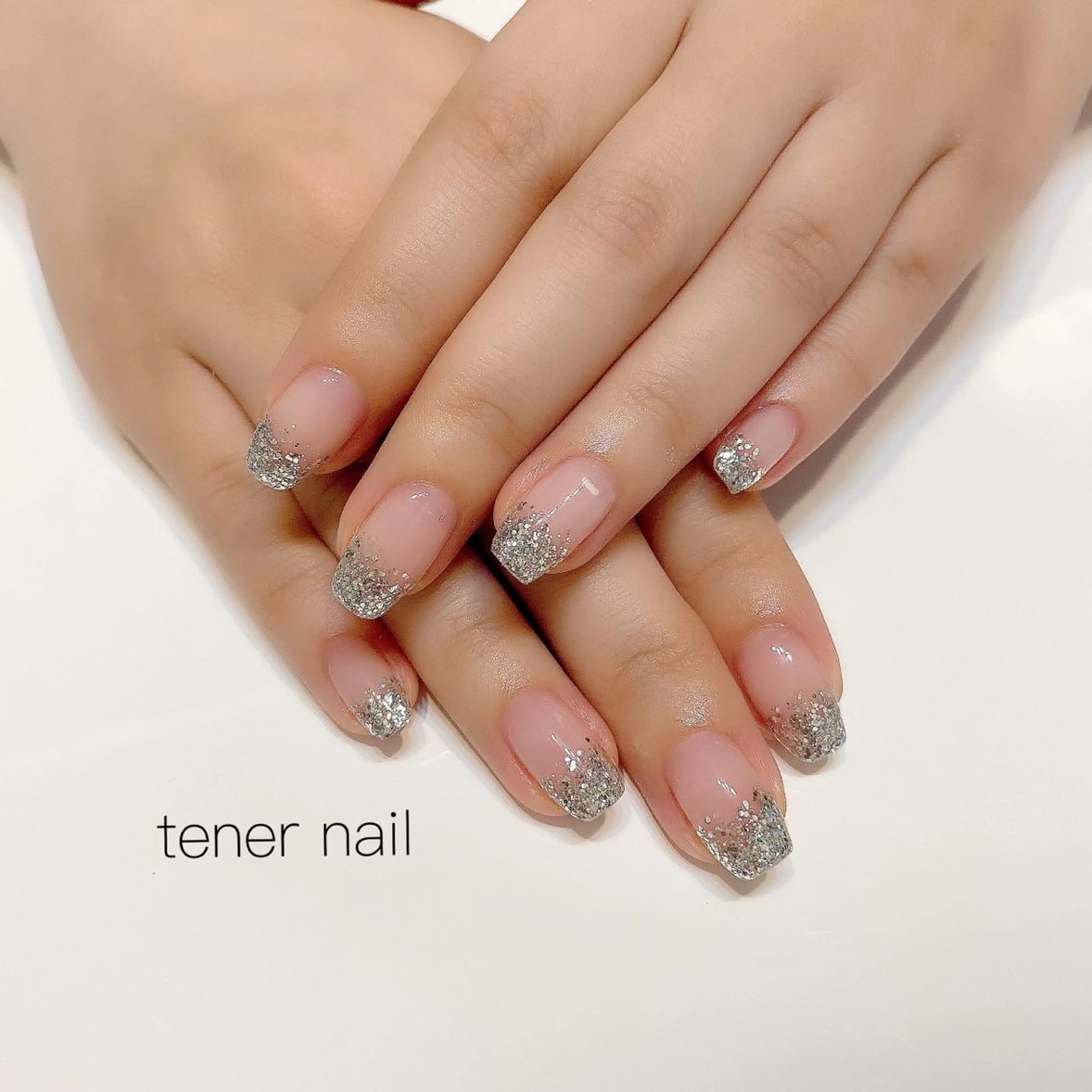 ネイル グラデーション ラメ(グリッター) ラメグラデーション テネルネイル tener nailのネイルデザイン