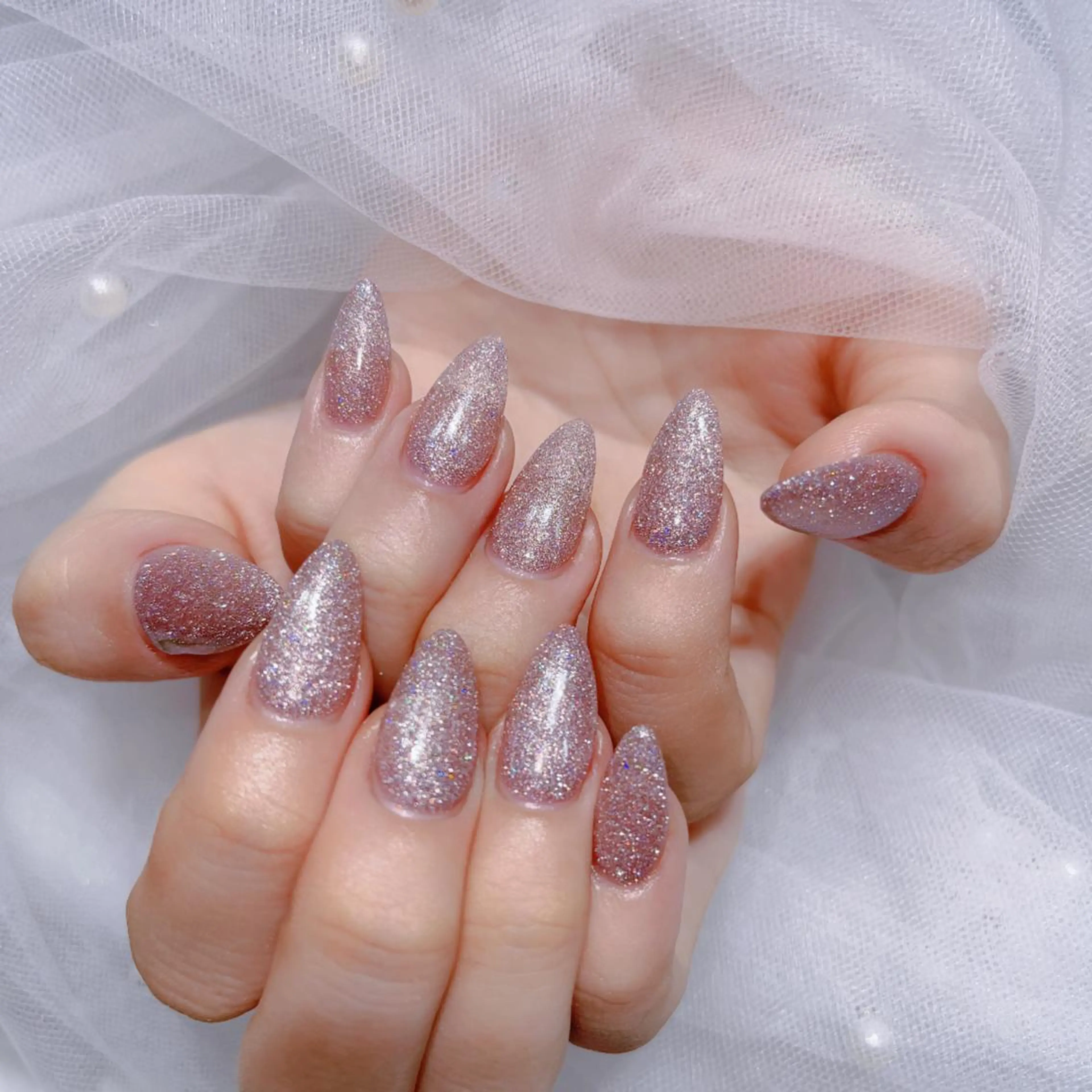 ネイル ハンドネイル Queens ciciのネイルデザイン