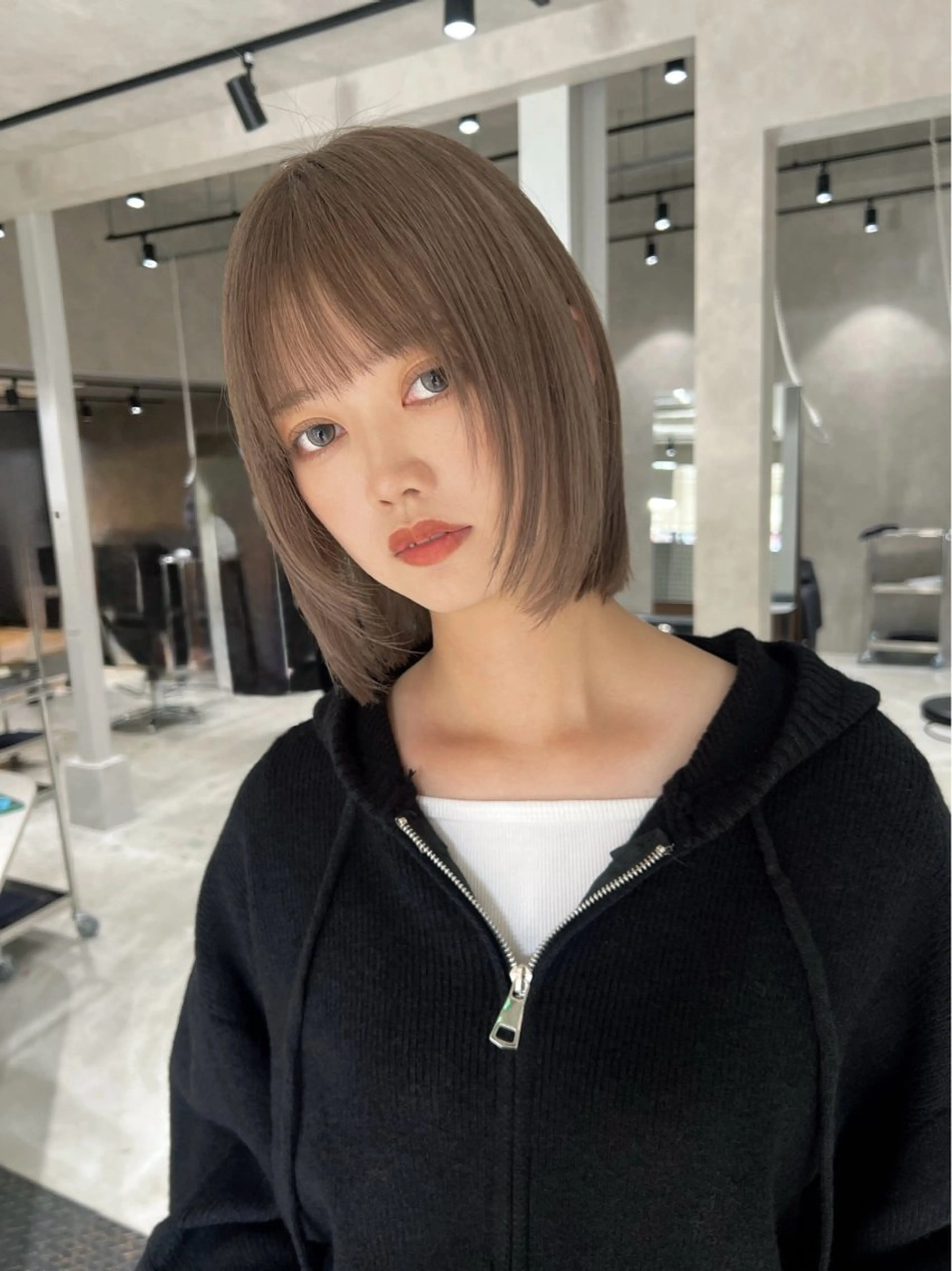 カラー 🖤複雑履歴ブリーチ Mizuki 🖤のヘアスタイル