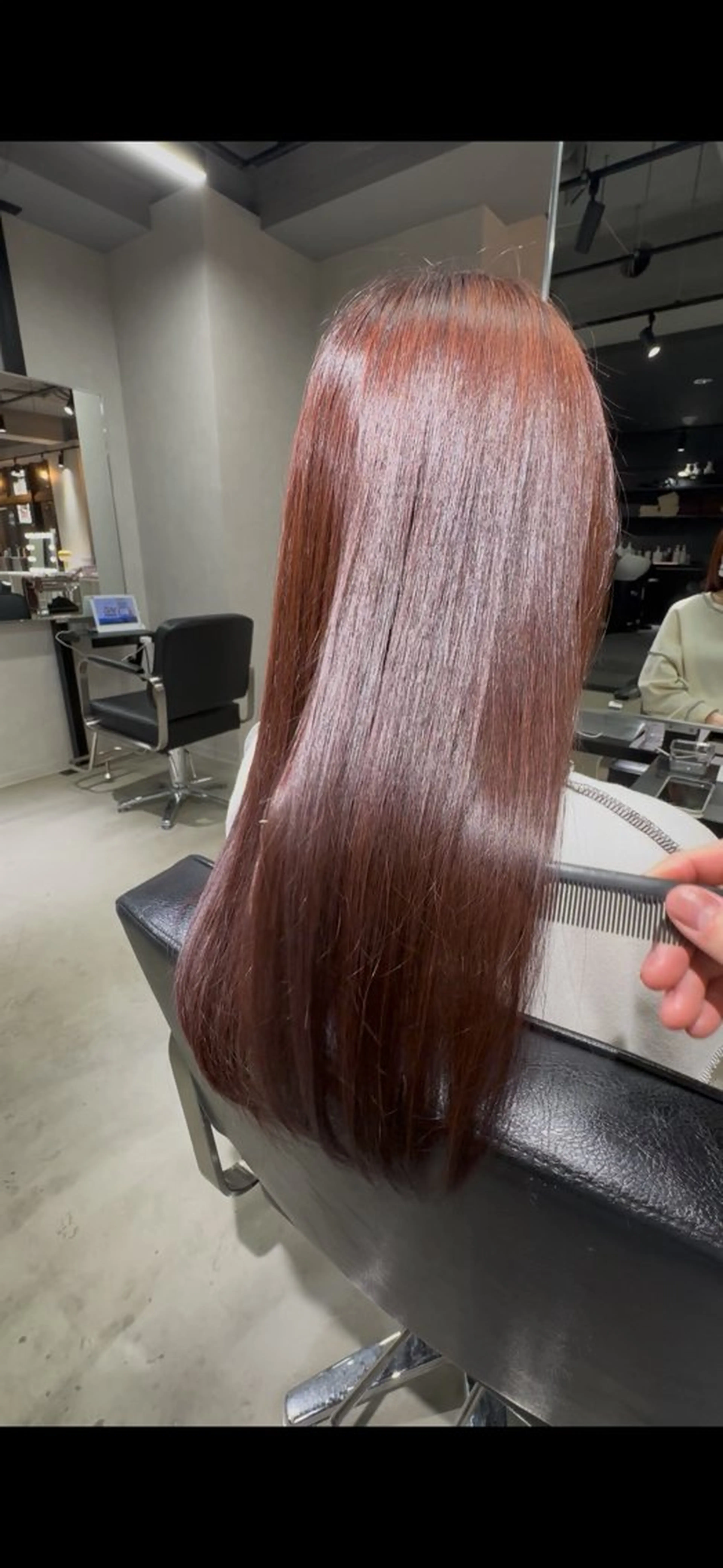 セミロング ケアカラー ボブ 髪質改善 韓国風ヘア レイヤーカット カット 縮毛矯正 艶髪カラー/レイヤ ー支持No.1renのヘアスタイル