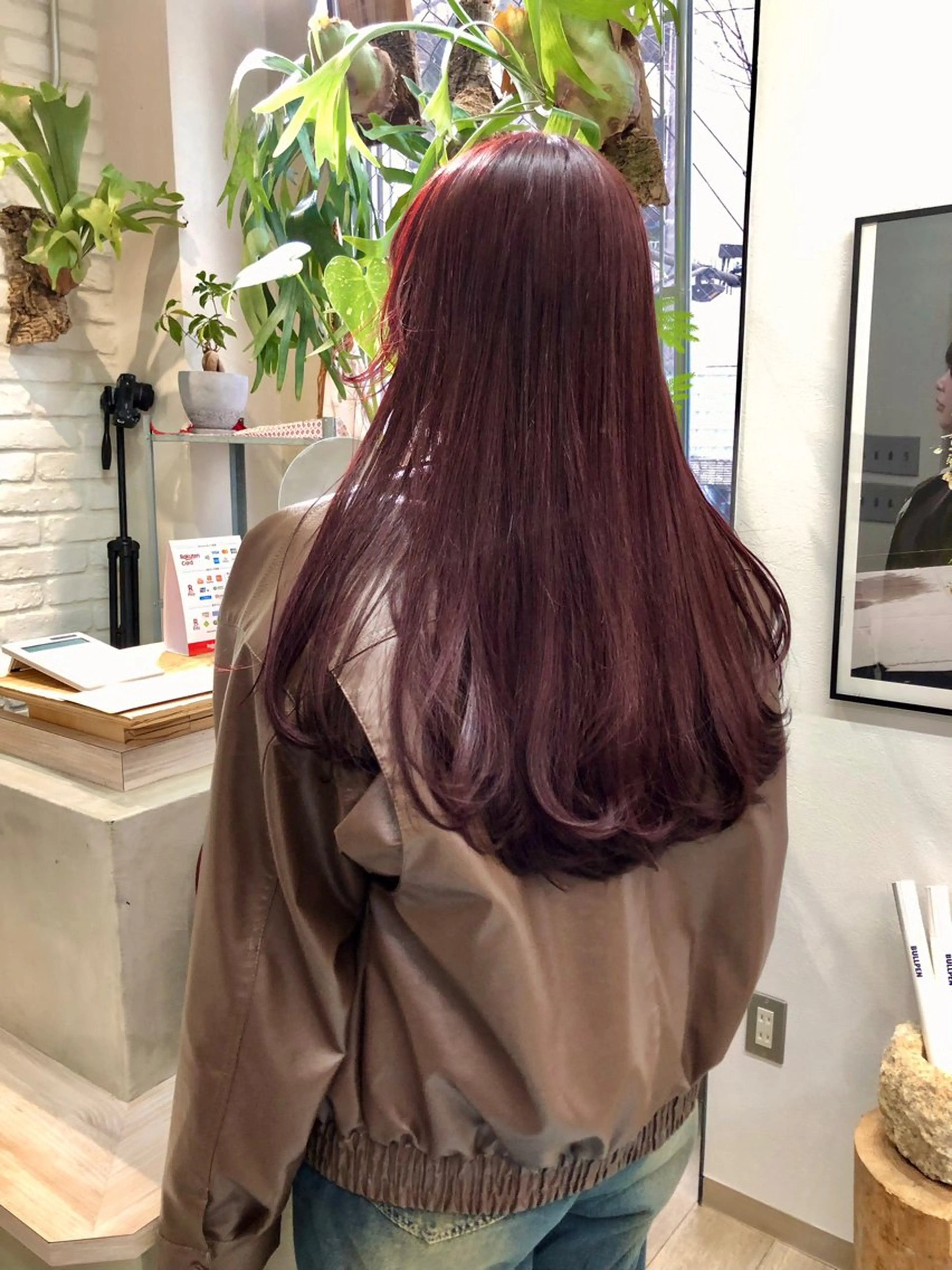 ロング カラー レッドカラー カット ヘアカラー トリートメント カノン/透明感カラー /酸性ストレートのヘアスタイル