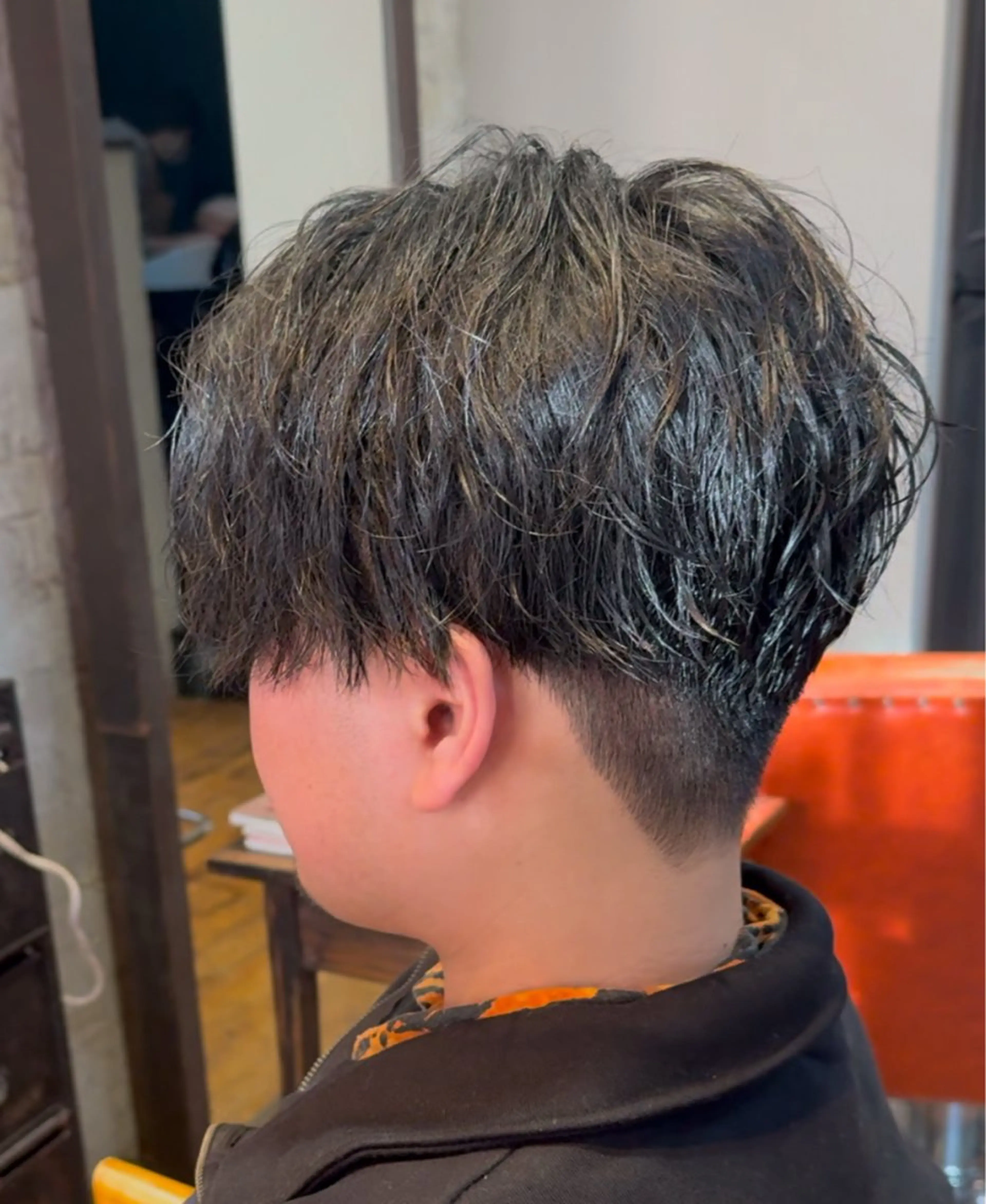 ショート パーマ ヘアアレンジ メンズ カット パーマ ヘッドスパ ヘアセット 金子 富士のヘアスタイル