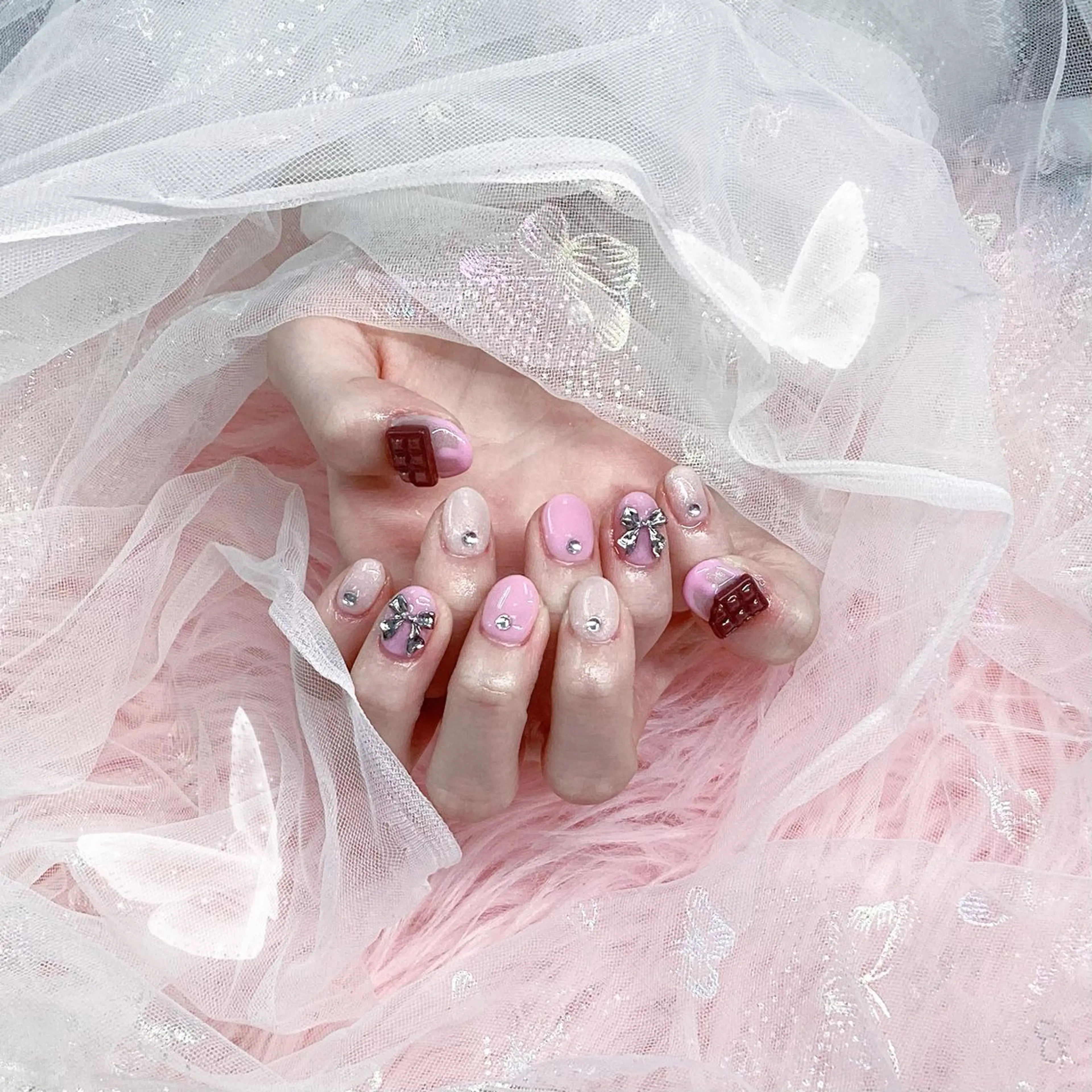 ネイル パーツ全部¥110 サロンミミのネイルデザイン