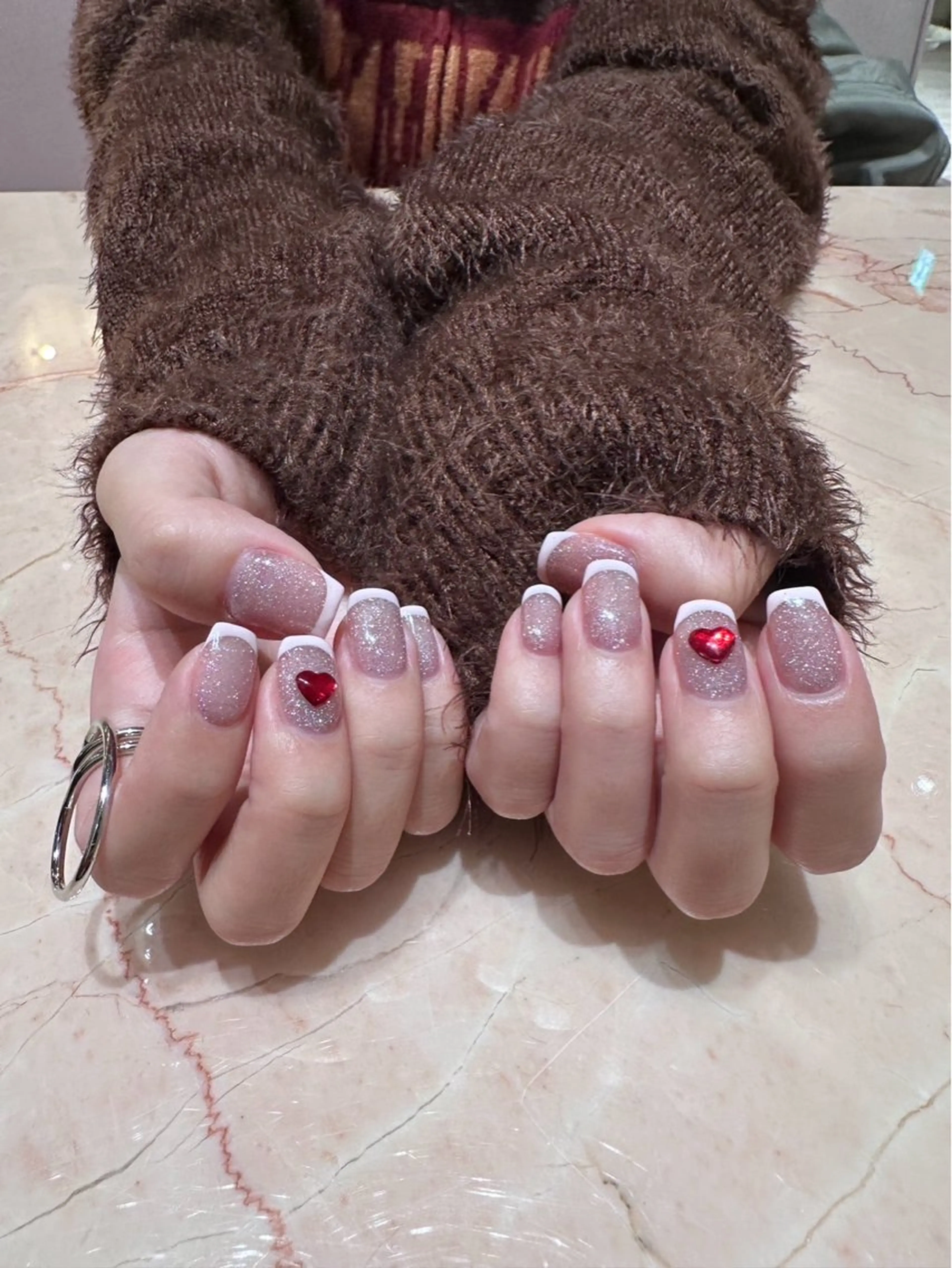 ネイル ハンドネイル 濱岡 咲のネイルデザイン