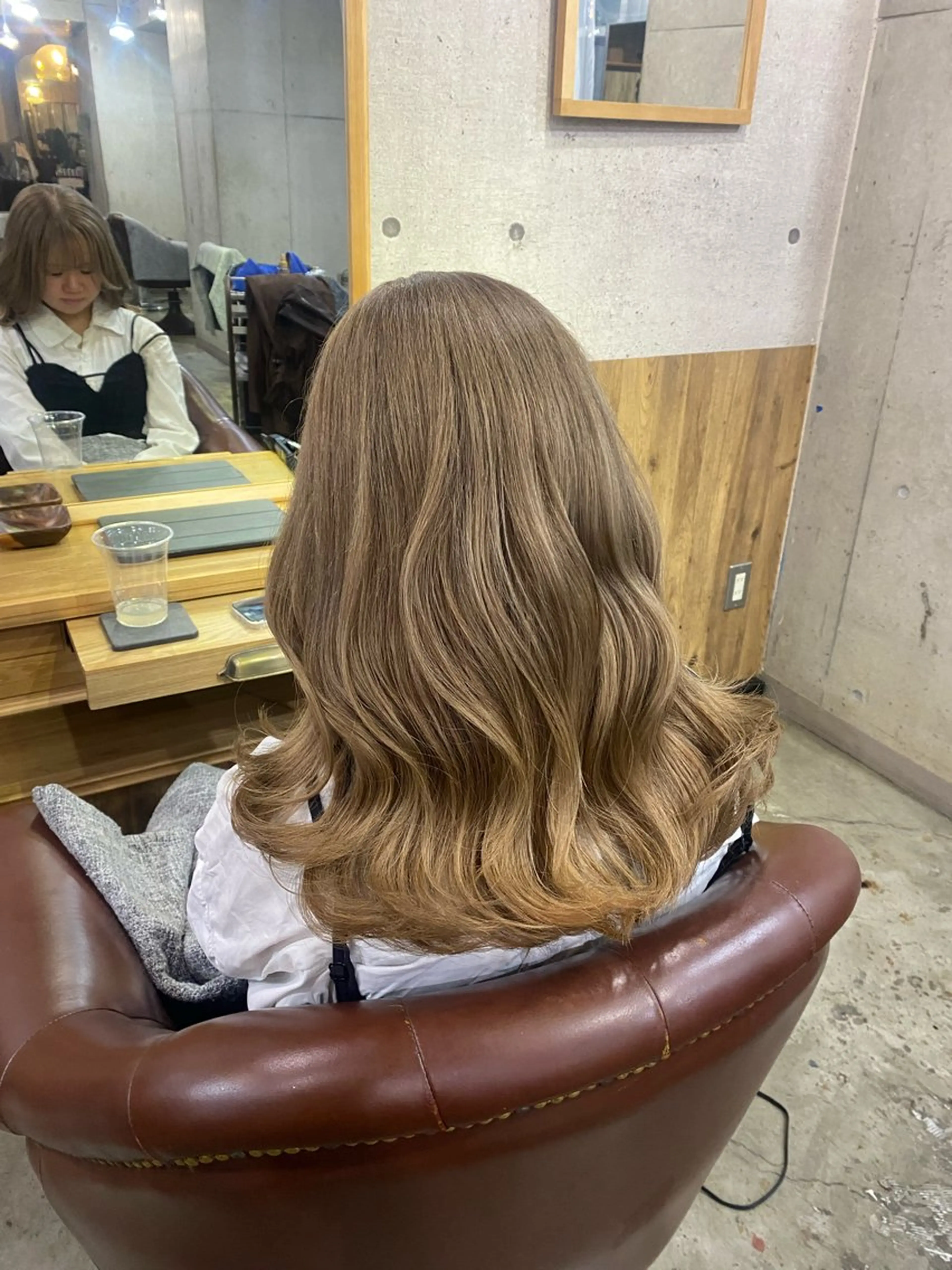 セミロング カラー ブリーチ ブリーチカラー🎀 LiLi🫧のヘアスタイル