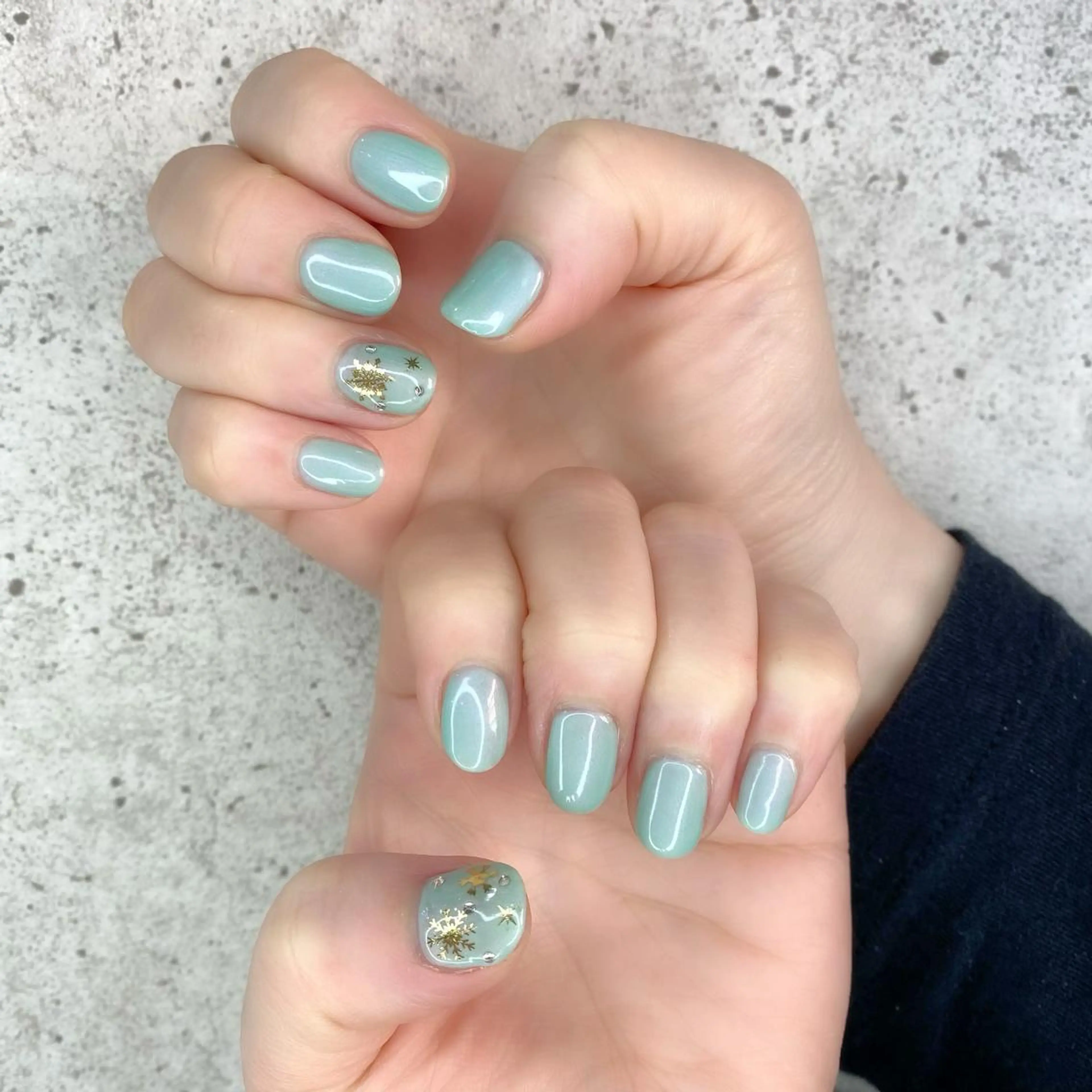 ショート カラー パーマ ヘアアレンジ メンズ キッズ ネイル マツエク・マツパ ショートヘア クリスマス グリーン ショートネイル 冬ネイル ハンドネイル Salon Kのネイルデザイン