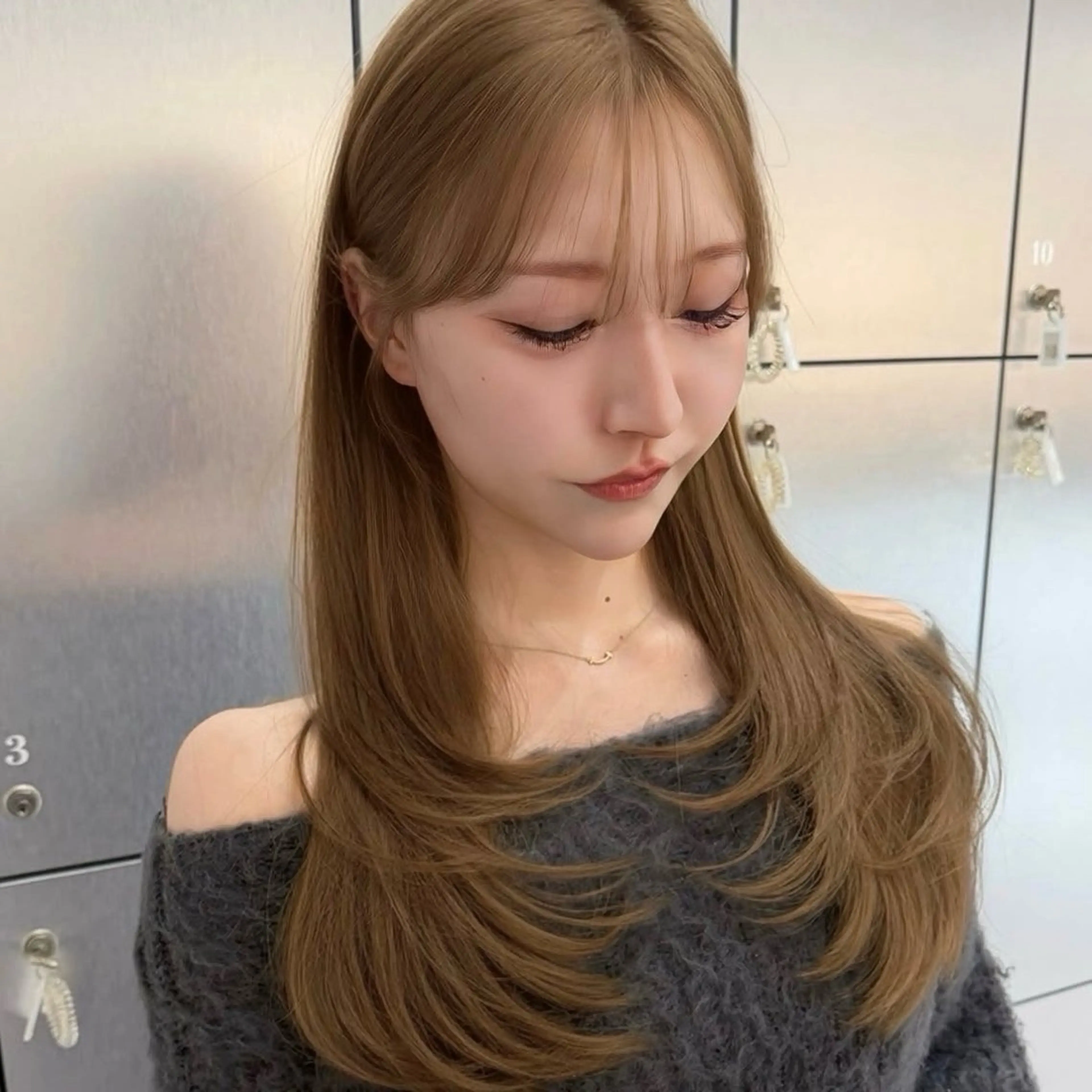 ロング ヘアカラー vivie Madokaのヘアスタイル