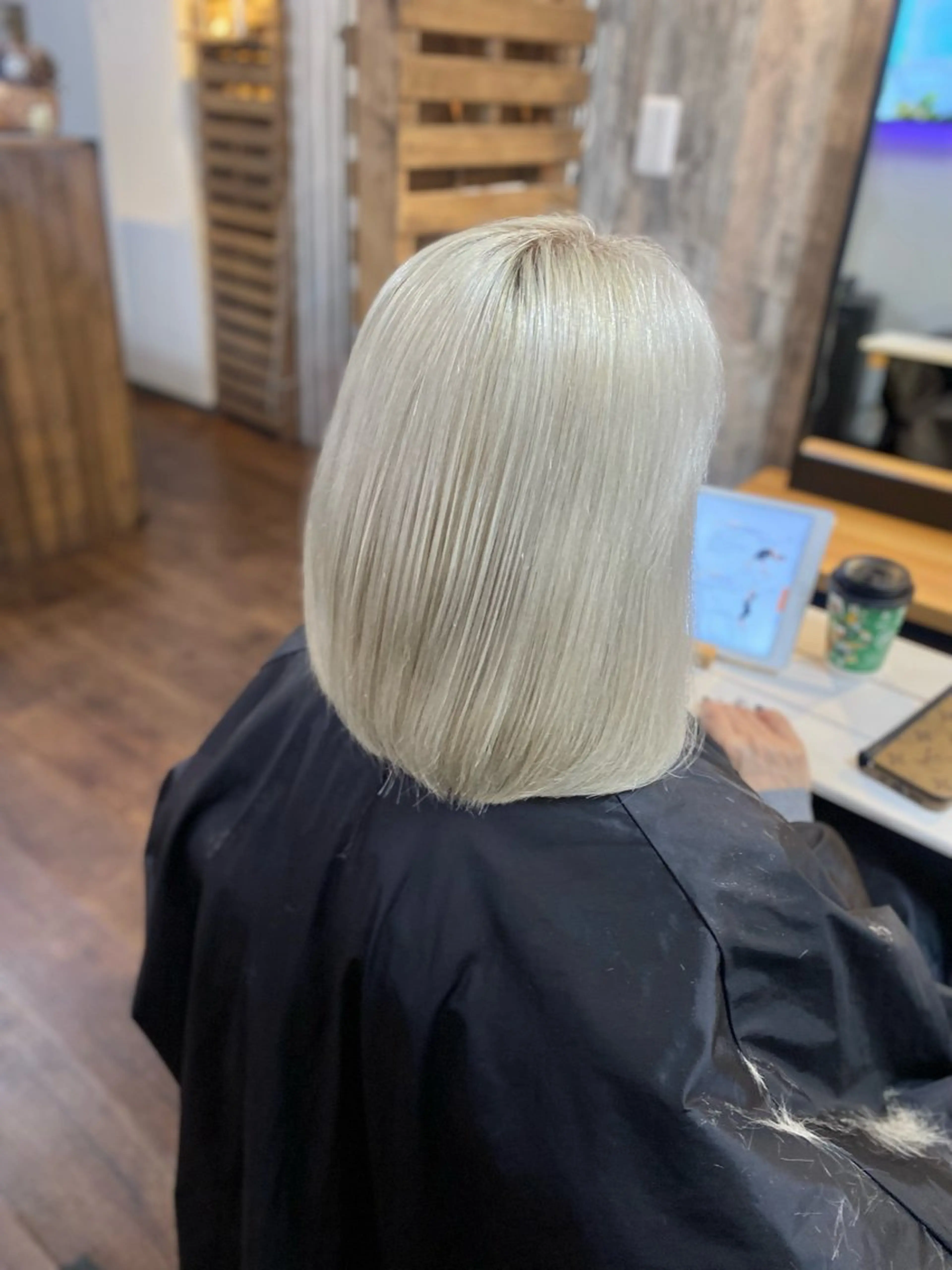 ミディアム カラー カット ヘアカラー トリートメント Luzir⭐︎ GEN⭐︎のヘアスタイル