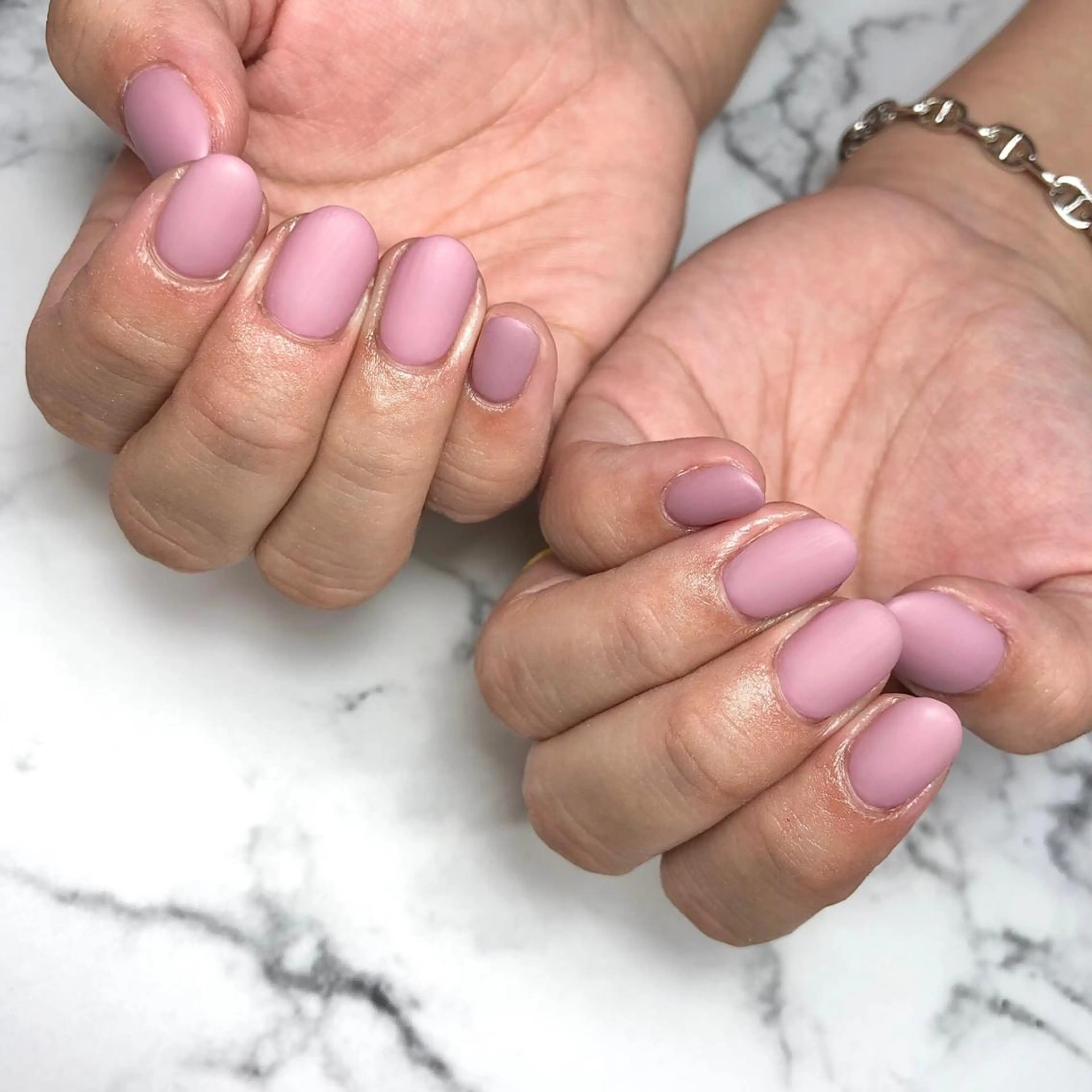 ネイル アートネイル マットネイル 持ち込み オフィスネイル ワンカラーネイル ハンドネイル NAIL NOWのネイルデザイン