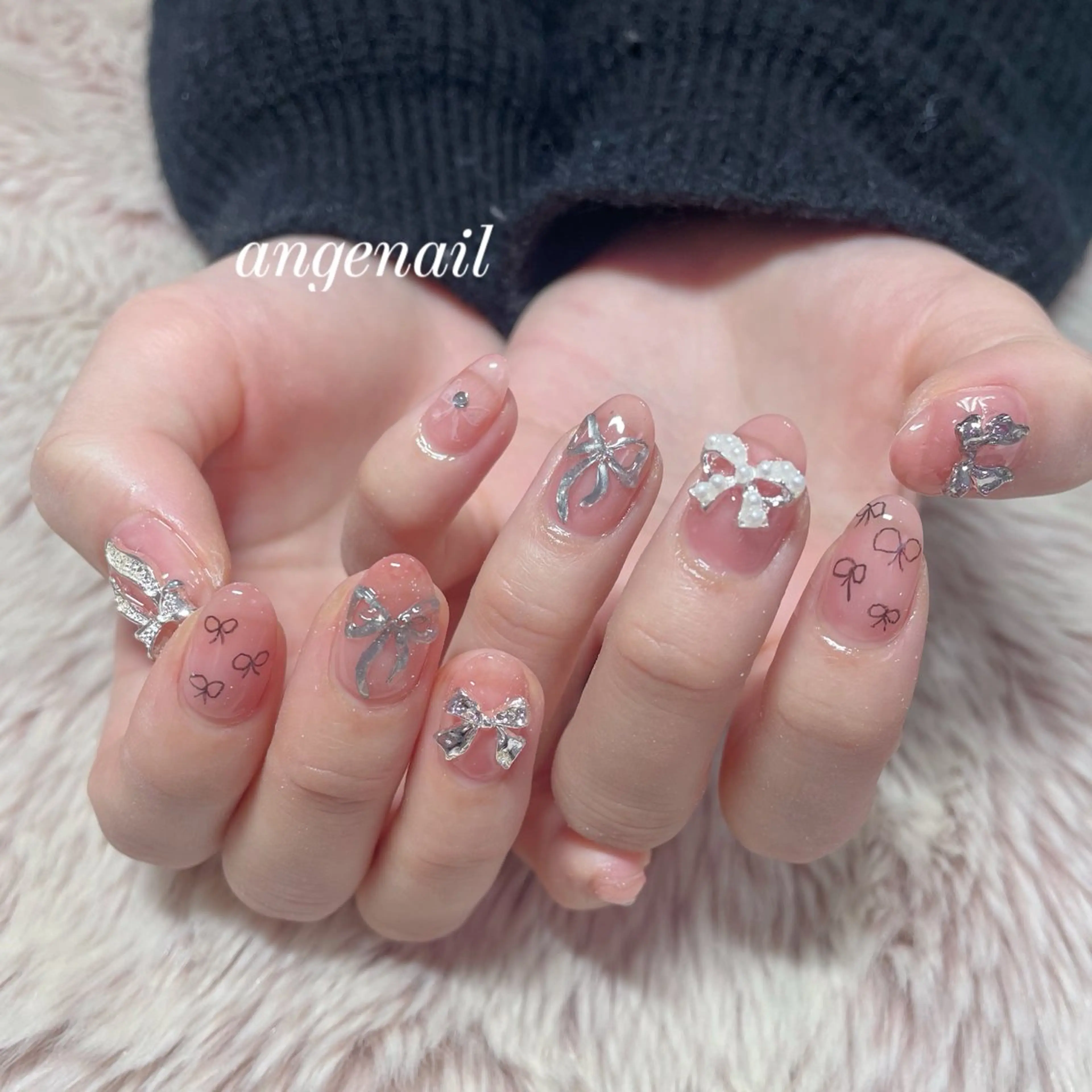 ネイル ハンドネイル オーナーネイリスト MAKIのネイルデザイン