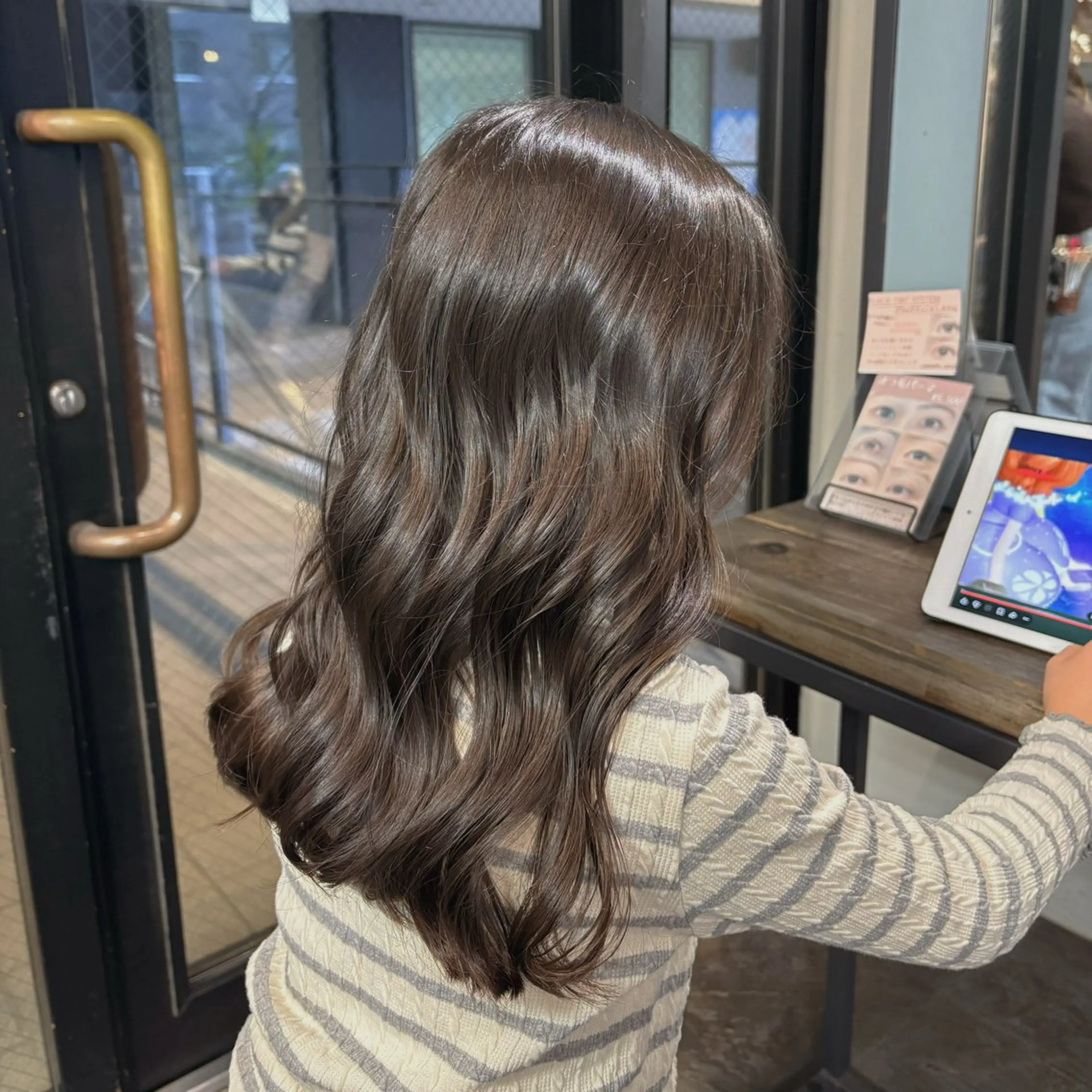 キッズ 暖色カラー/髪質改善 🐮ユイカのヘアスタイル