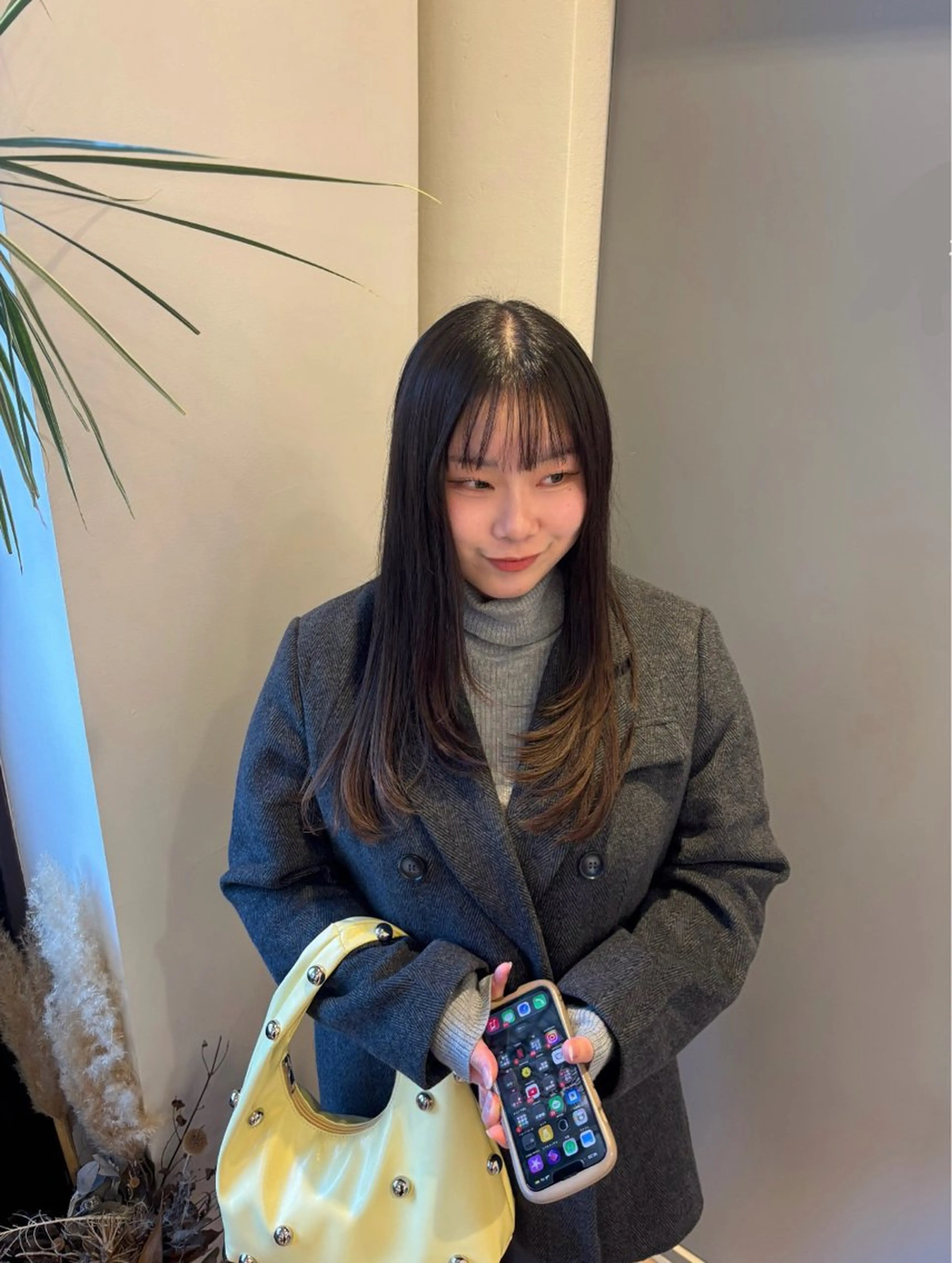 ミディアム 坂本 桃花のヘアスタイル