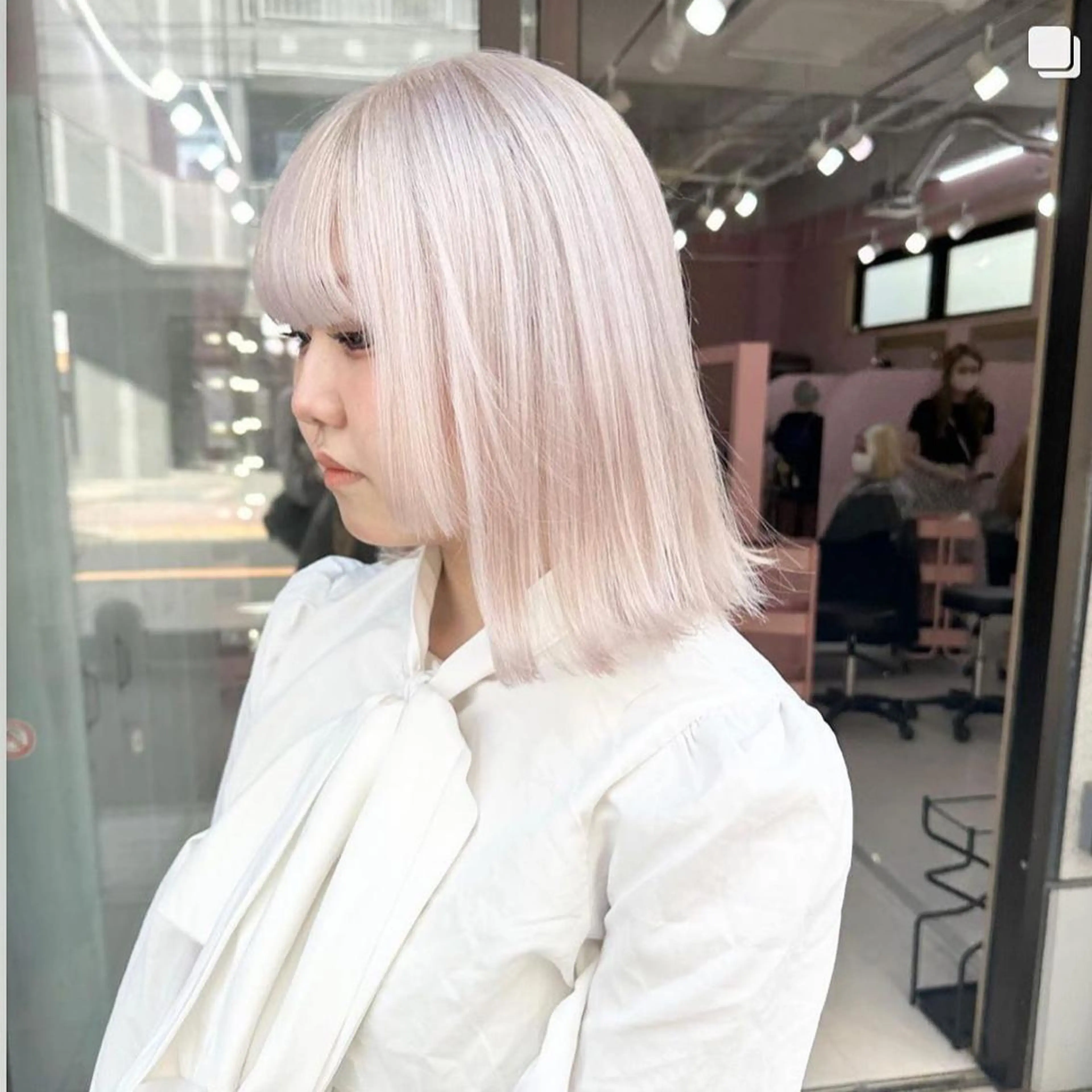 ショート カラー ベージュカラー ブリーチ 抜きっぱなしブロンド ブロンド 透明感カラー ヘアカラー トリートメント ❄️💛エクステ ブリーチ❄️yukiのヘアスタイル