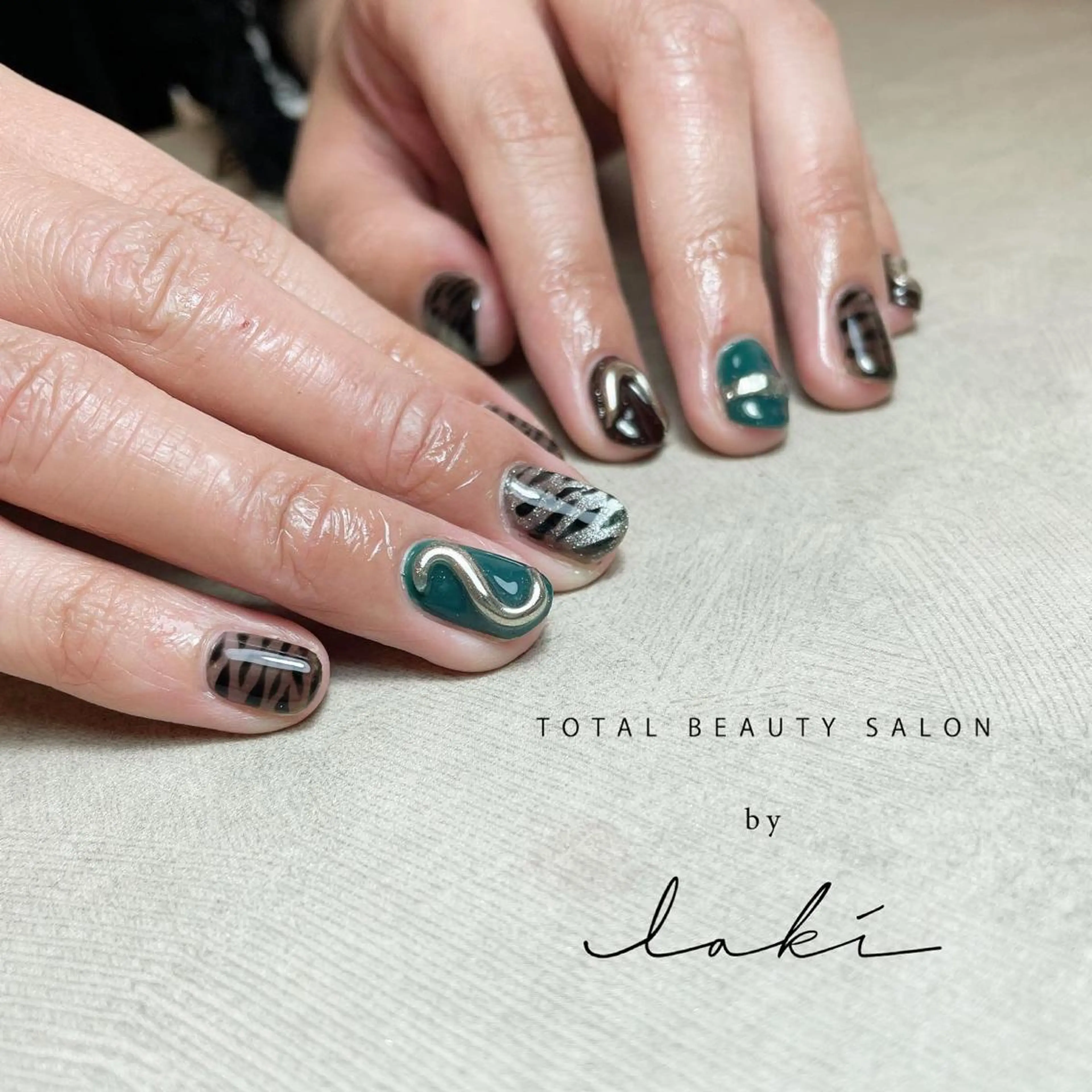 ネイル ハンドネイル my&_ maimiのネイルデザイン