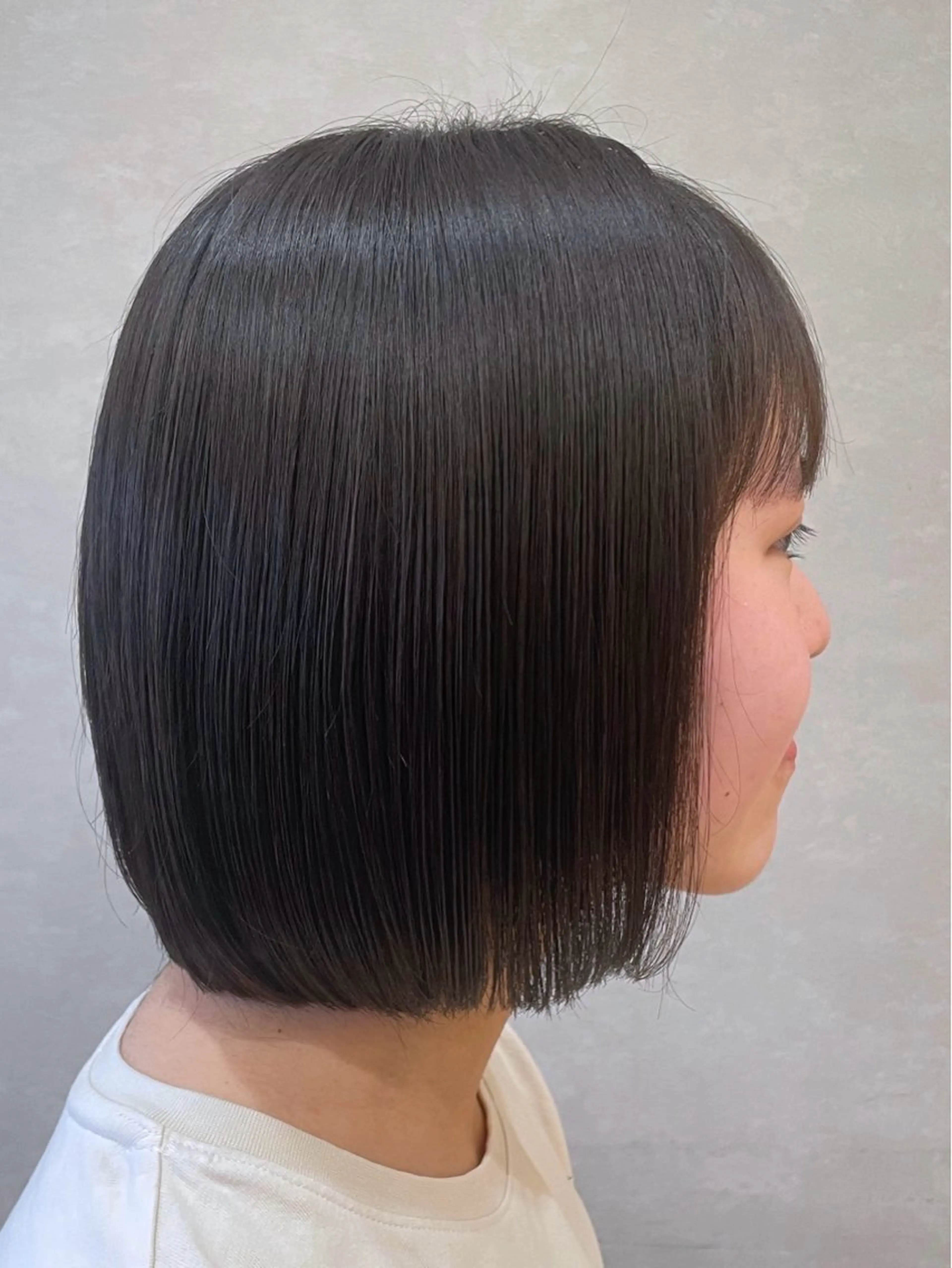 ショート ボブ 小川 泉美のヘアスタイル