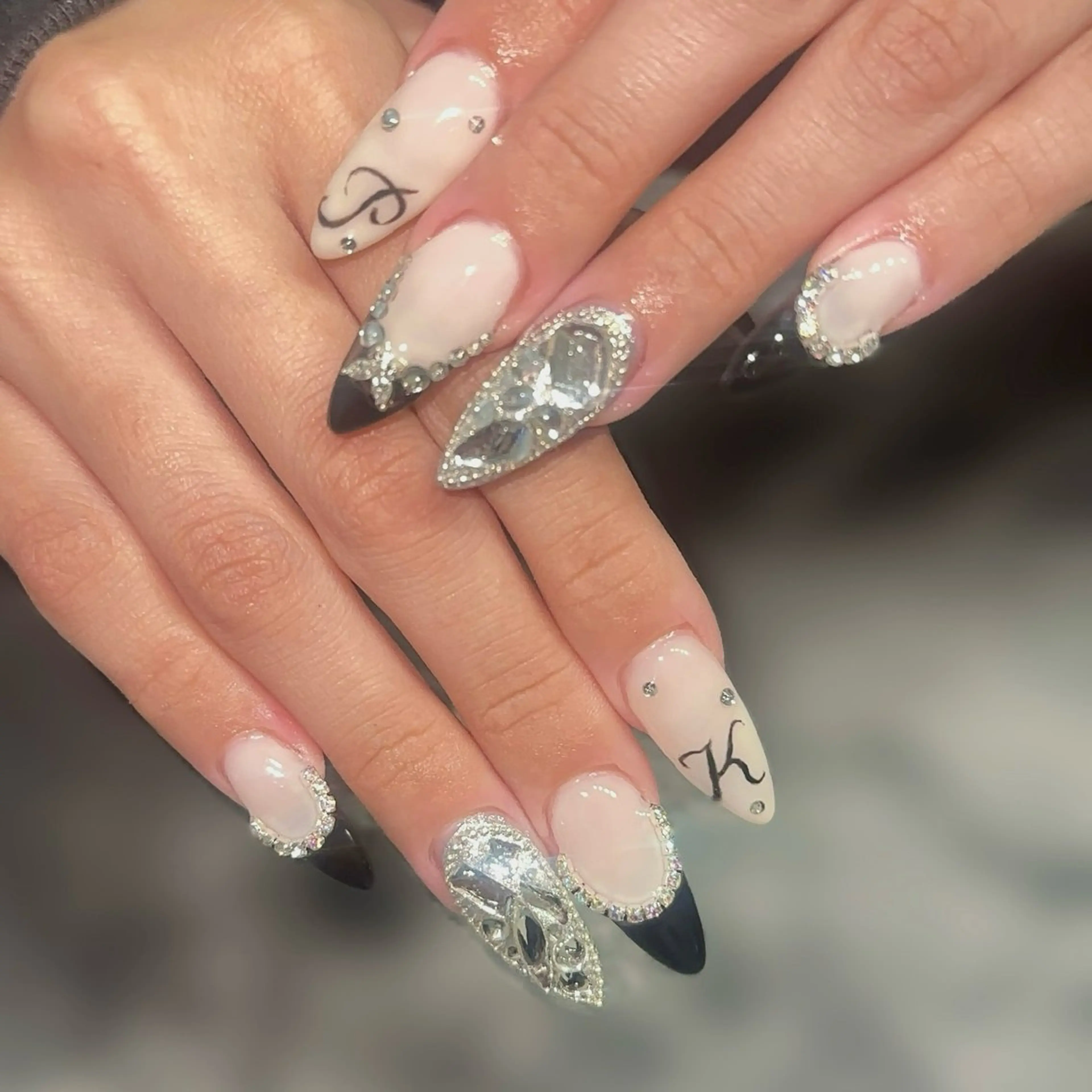 ネイル R.J.S⌘nail所属・R.J.S⌘ nailのネイルデザイン