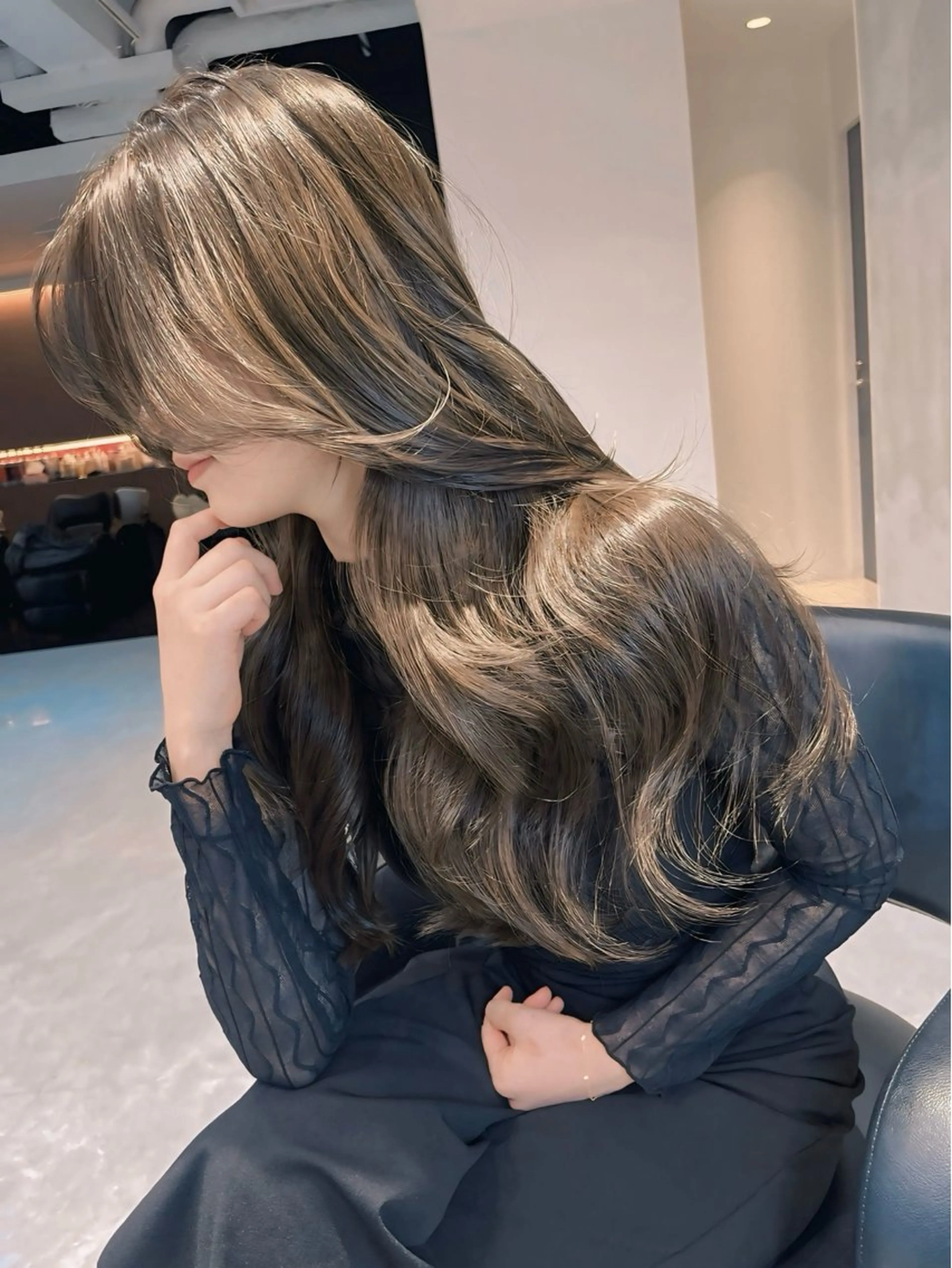 ロング カット ヘアカラー トリートメント 海野翔吾🇨🇳 ワンホンレイヤーのヘアスタイル