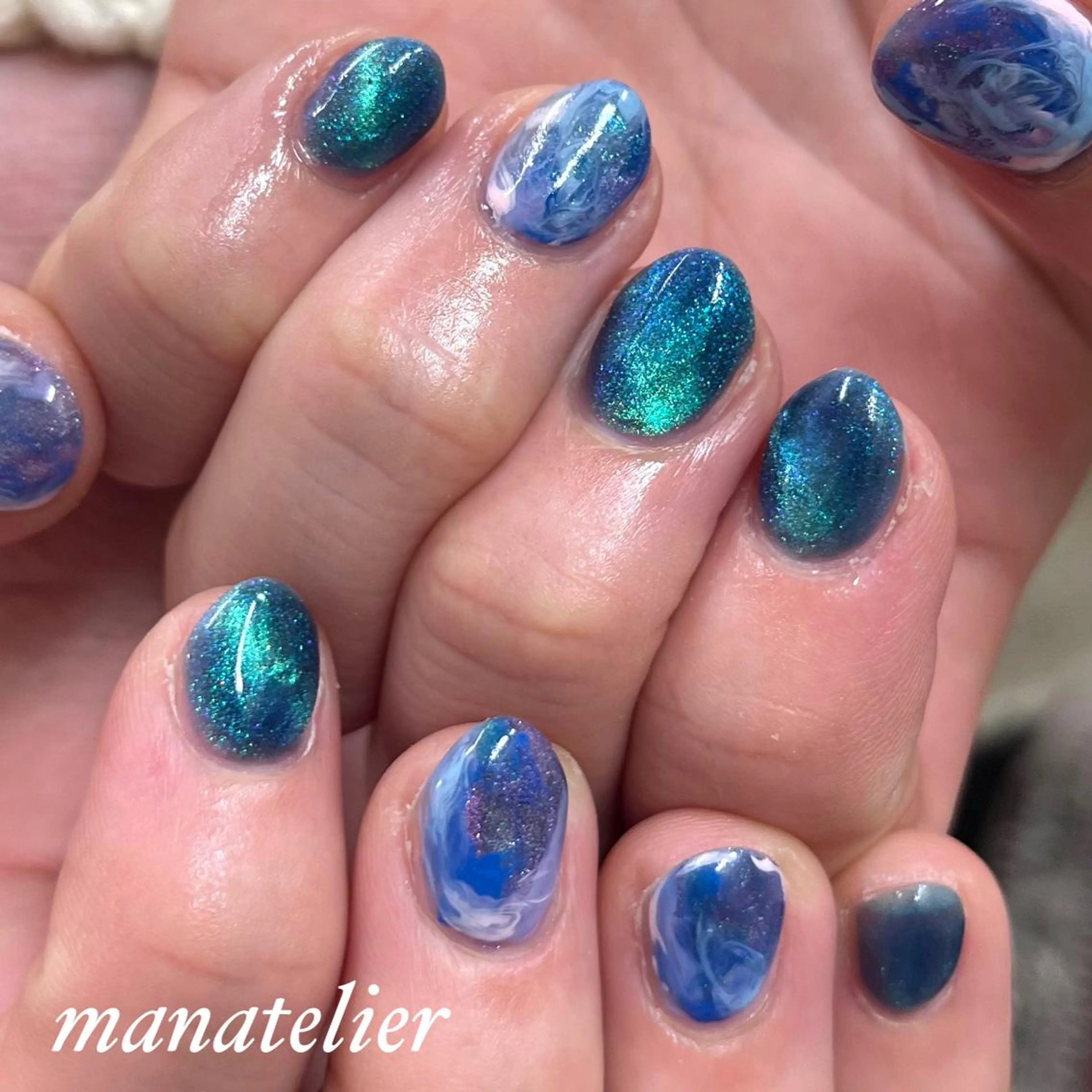 ネイル ブルー ニュアンスネイル ハンドネイル manatelier マナトリエのネイルデザイン