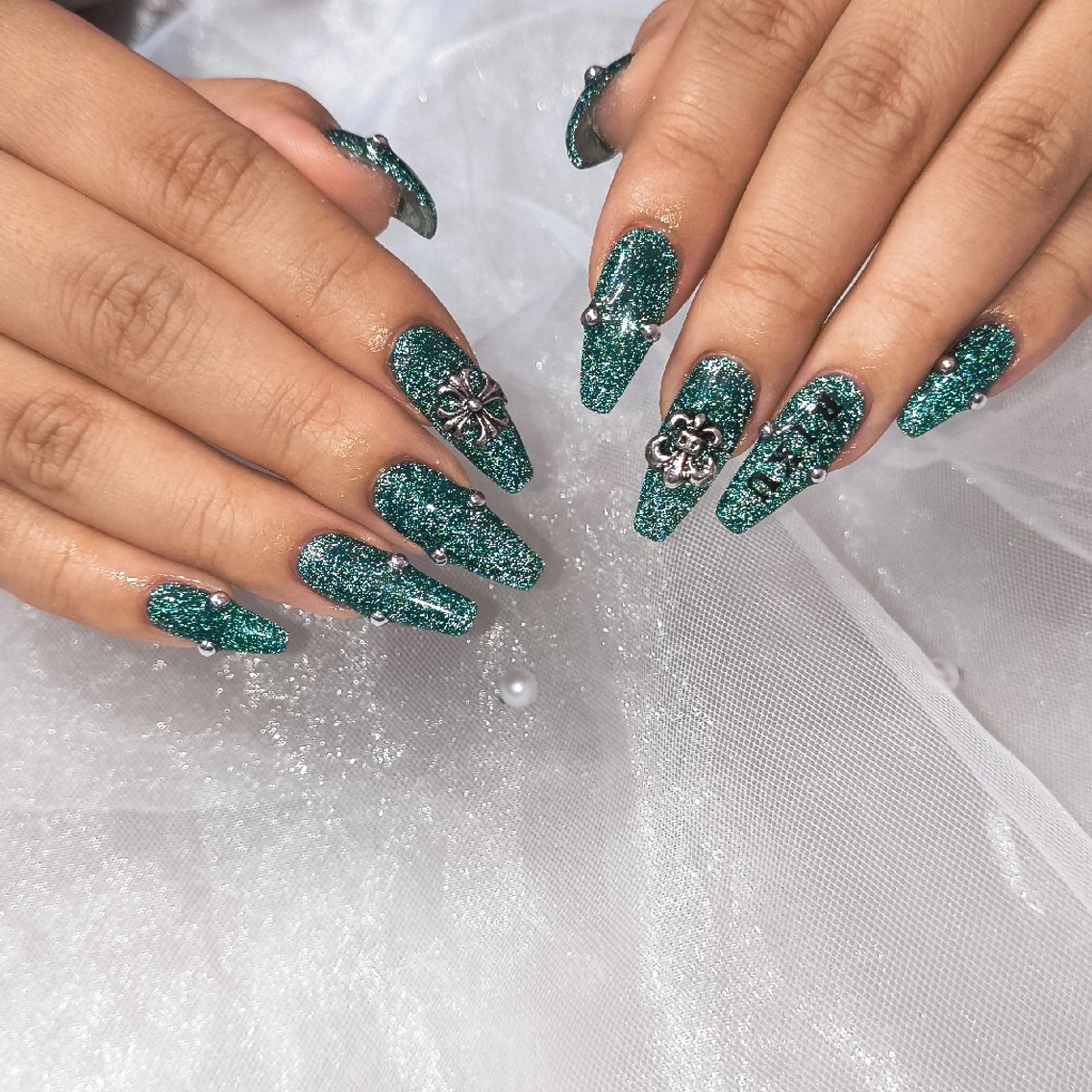 ネイル フラッシュネイル ジェルネイル 韓国ネイル ハンドネイル eub. kanamoriのネイルデザイン