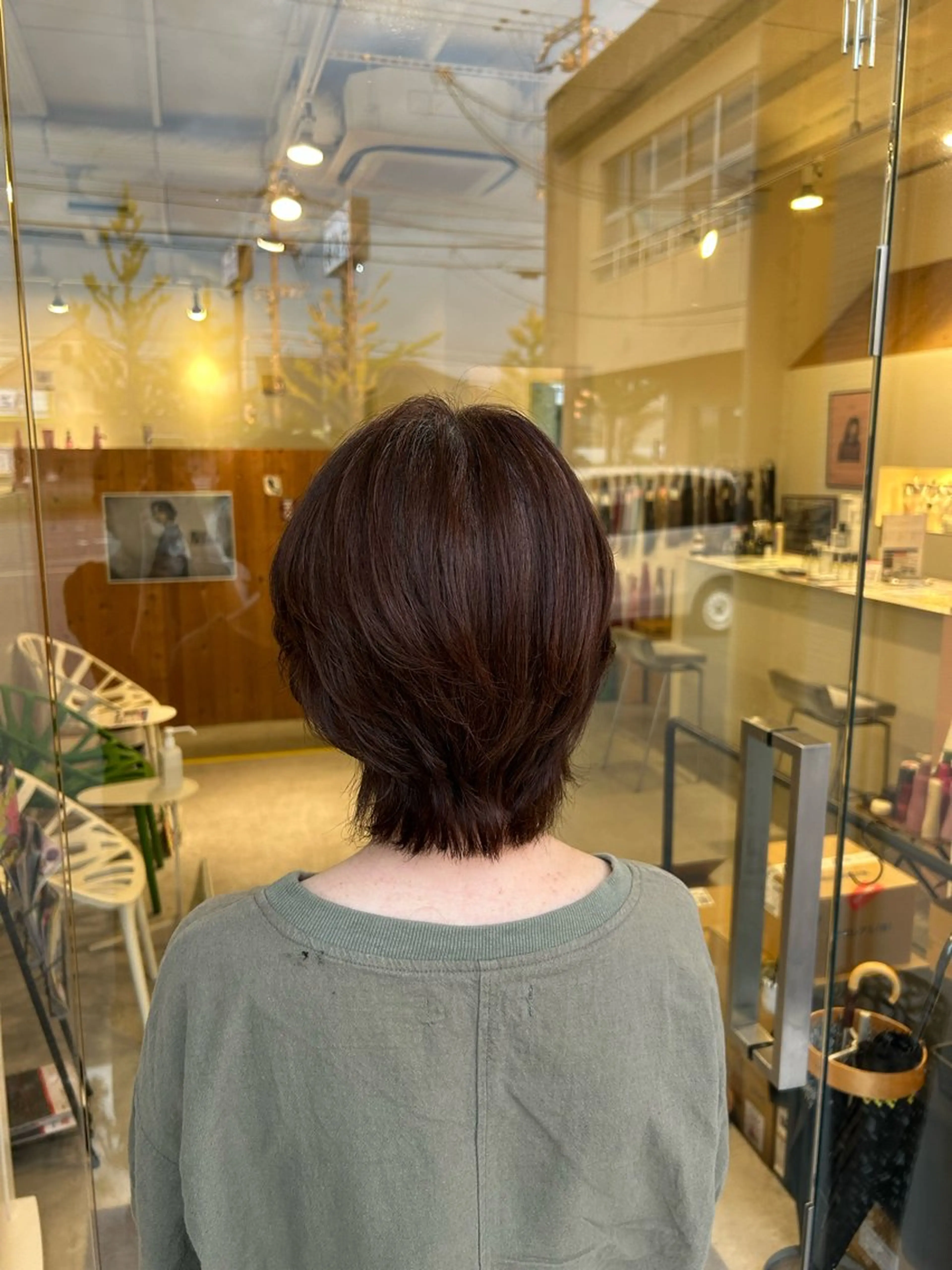 ショート ショートヘア ウルフカット 溝端 美紀のヘアスタイル