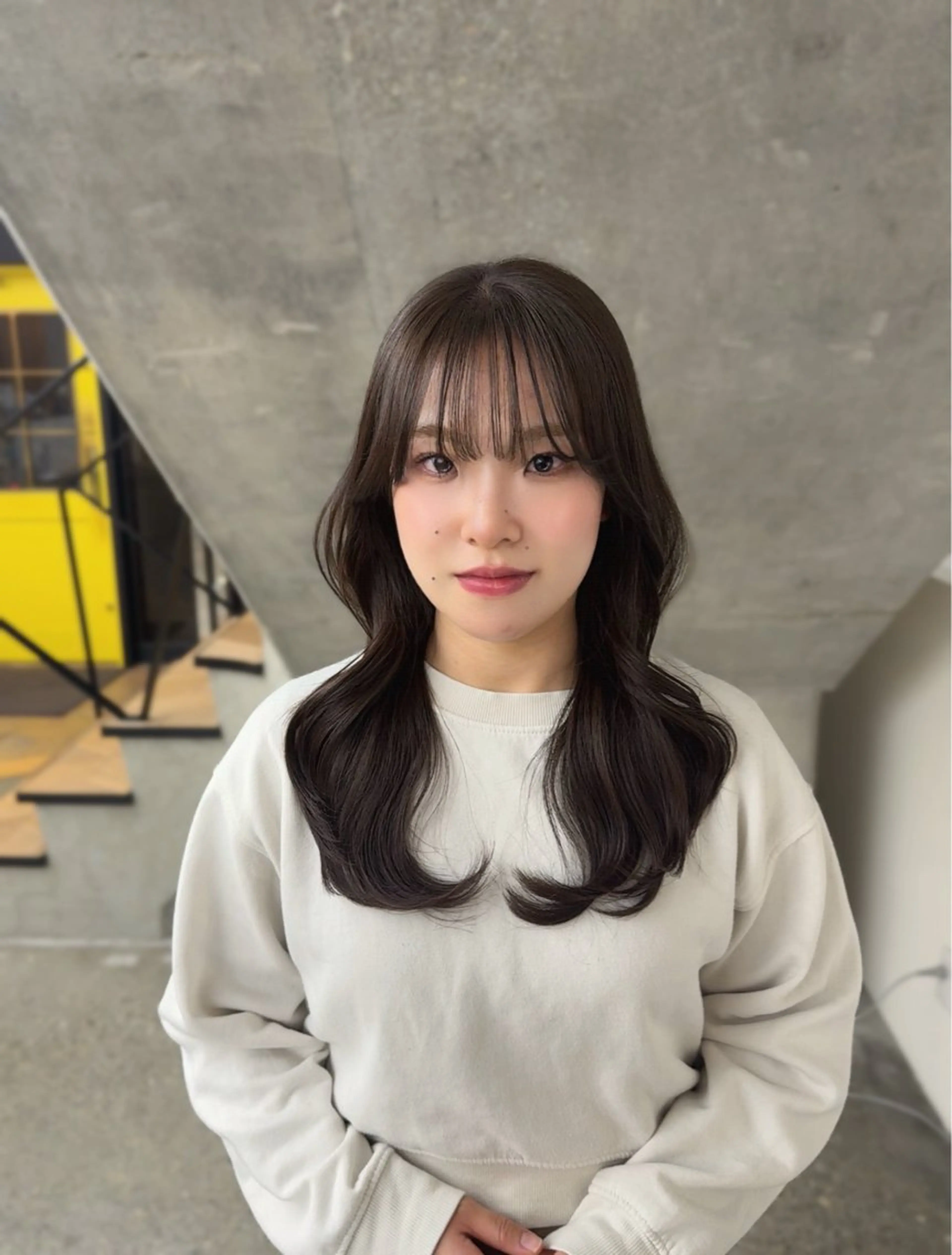 セミロング カラー ヘアカラー 小野寺 彩圭のヘアスタイル