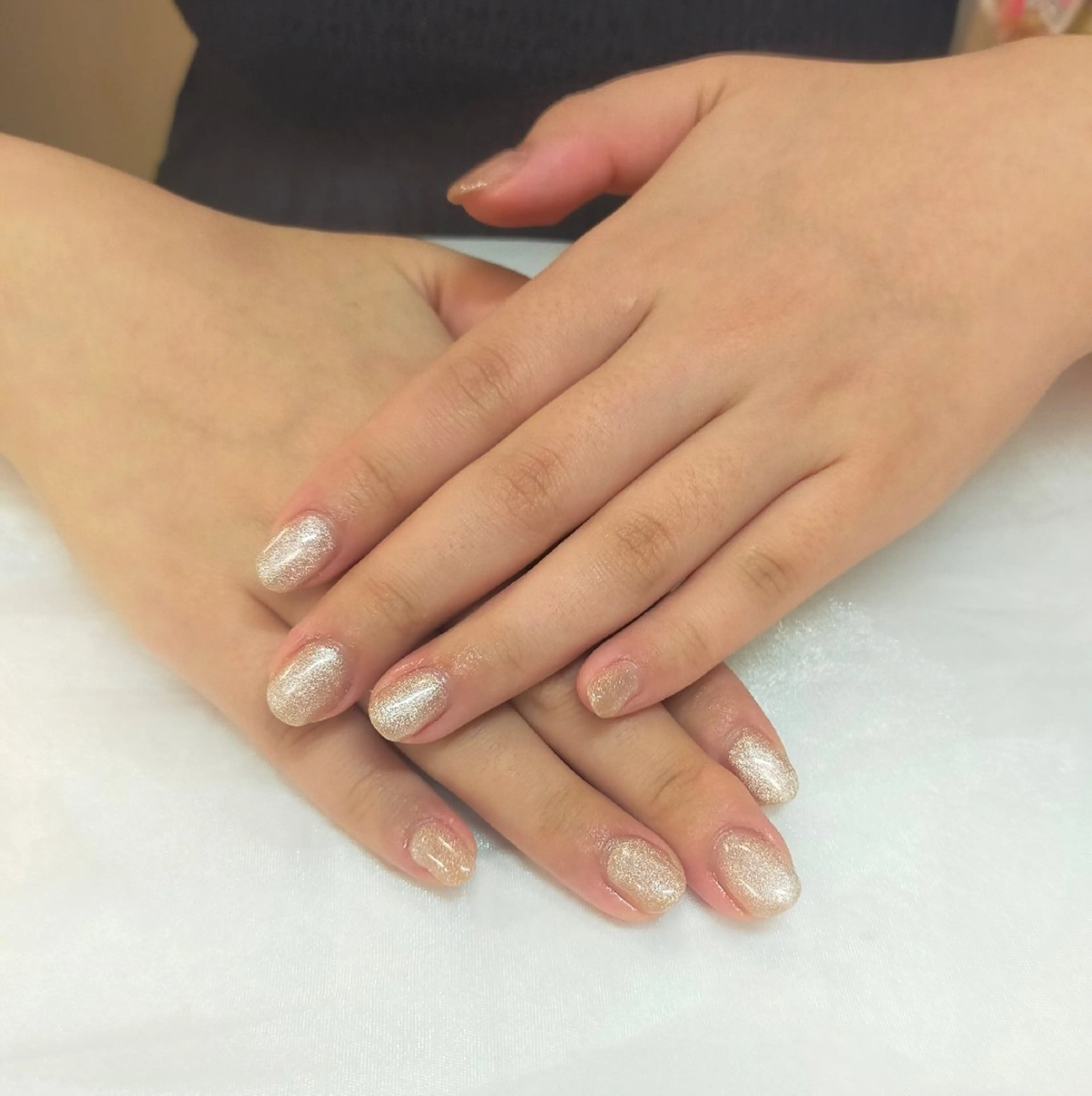 ネイル キラキラネイル マグネットネイル オレンジ ショートネイル maruyasu. yのネイルデザイン