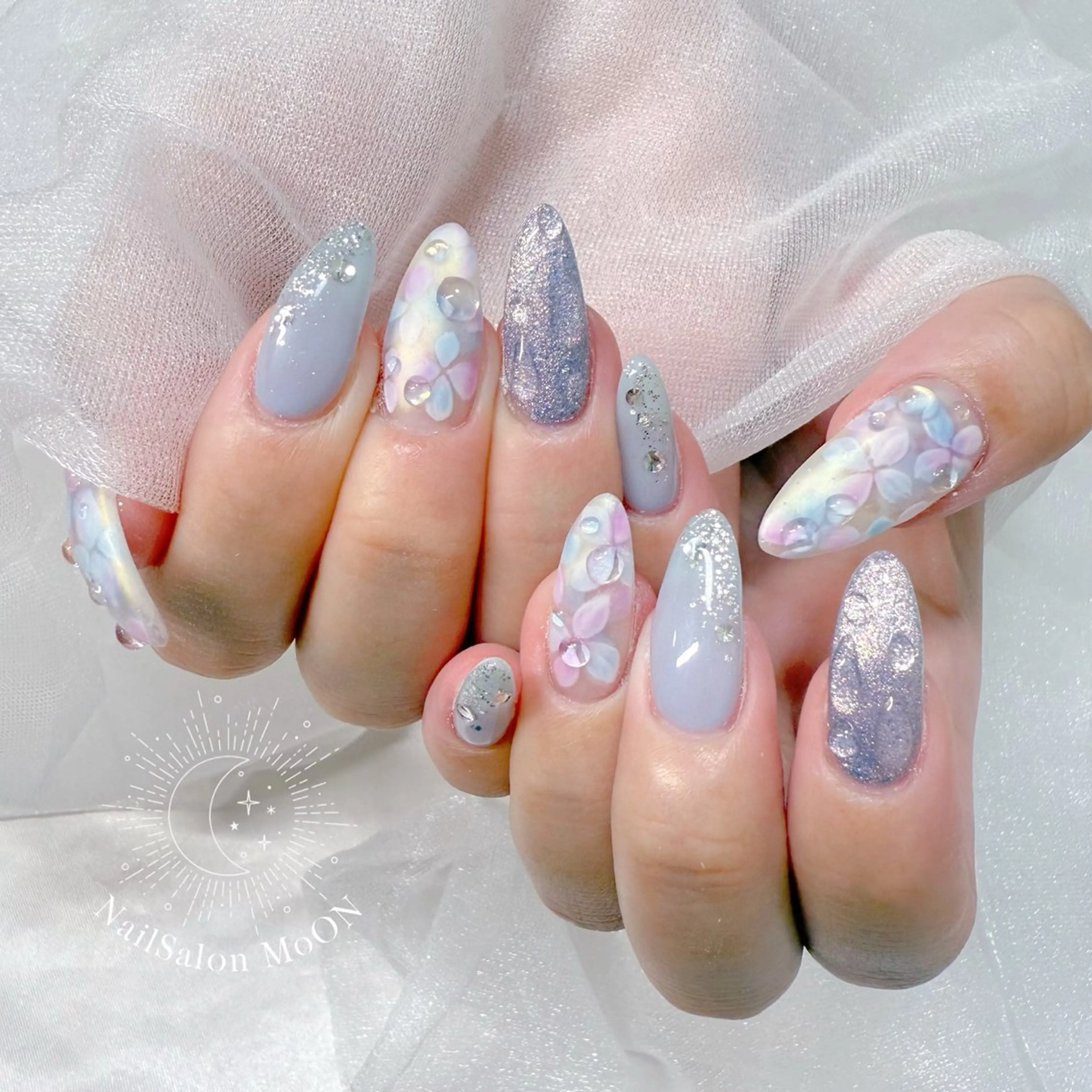 ネイル MoON...❤︎ MeGuのネイルデザイン