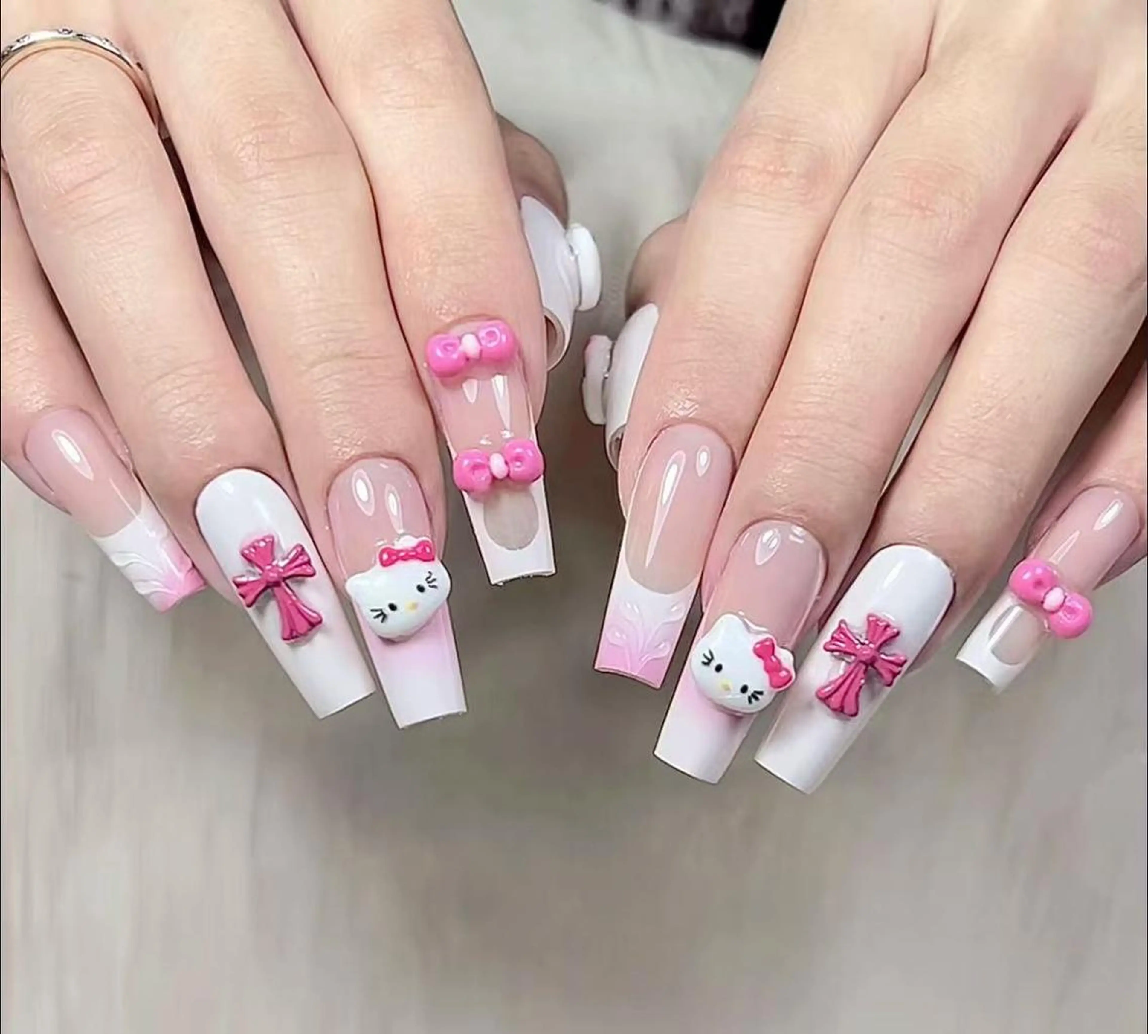 ネイル ハンドネイル 🎀 UU_nailのネイルデザイン
