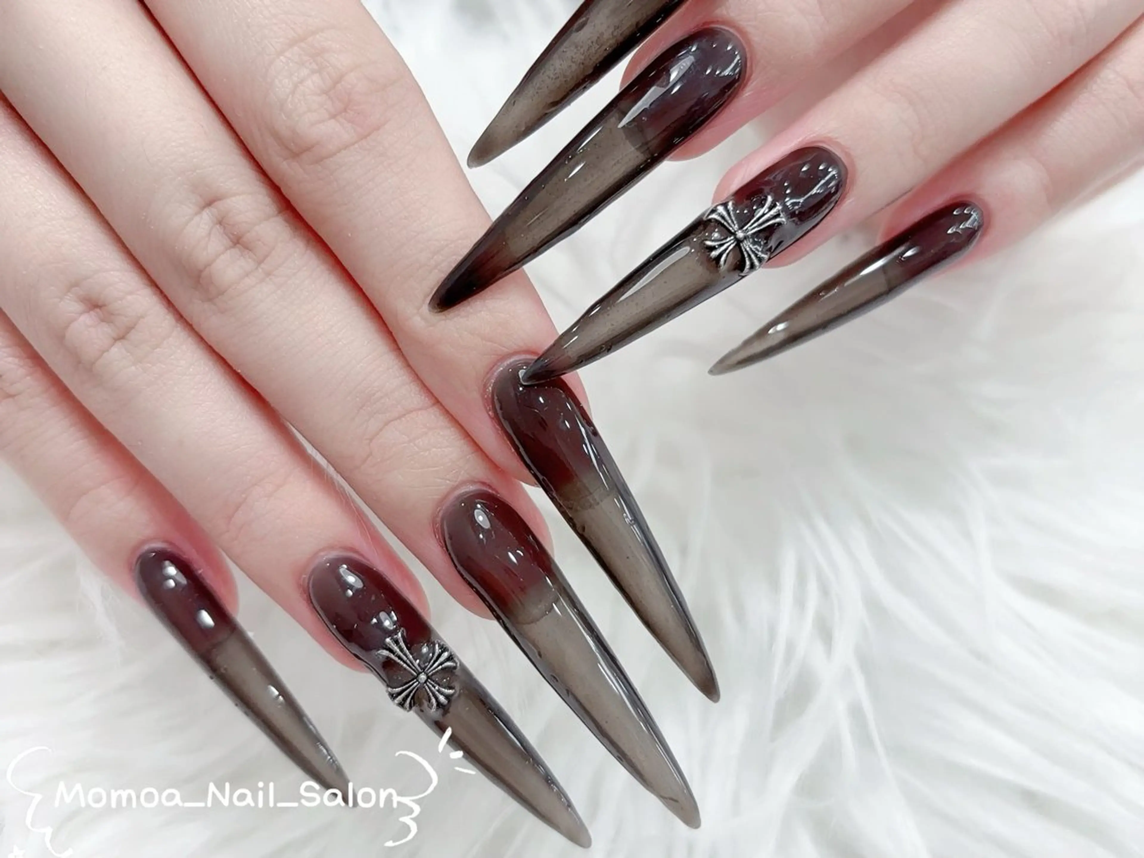 ネイル 成人式 ロングネイル マグネットネイル 大理石ネイル(マーブル) 持ち込み ハンドネイル MoMoA Nail ネイル長さ出し専門店のネイルデザイン