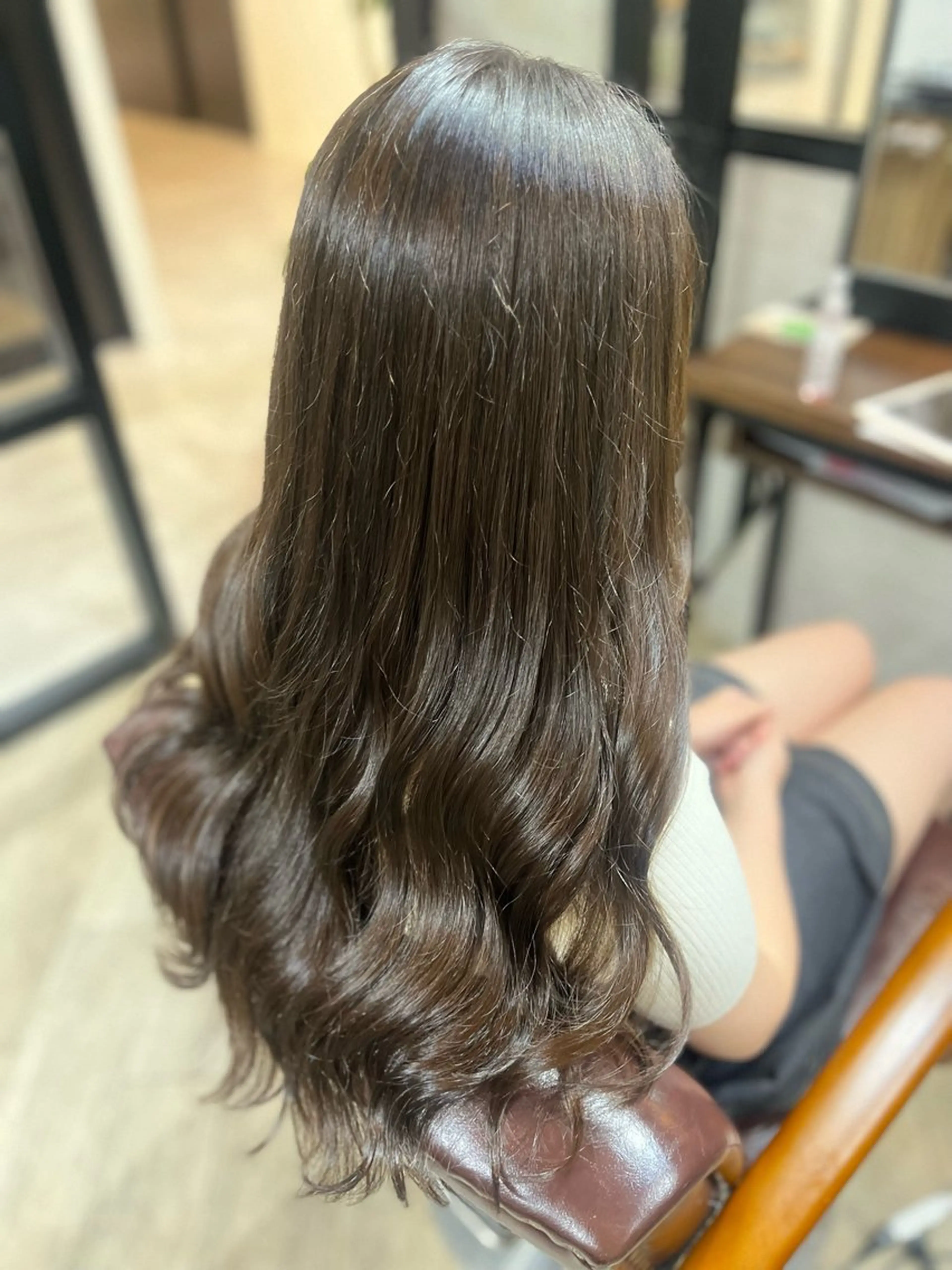 ロング カラー ブラウンカラー オリーブブラウン カット ヘアカラー トリートメント 🫧ぷる艶カラー🫧 Yuubi🦩のヘアスタイル