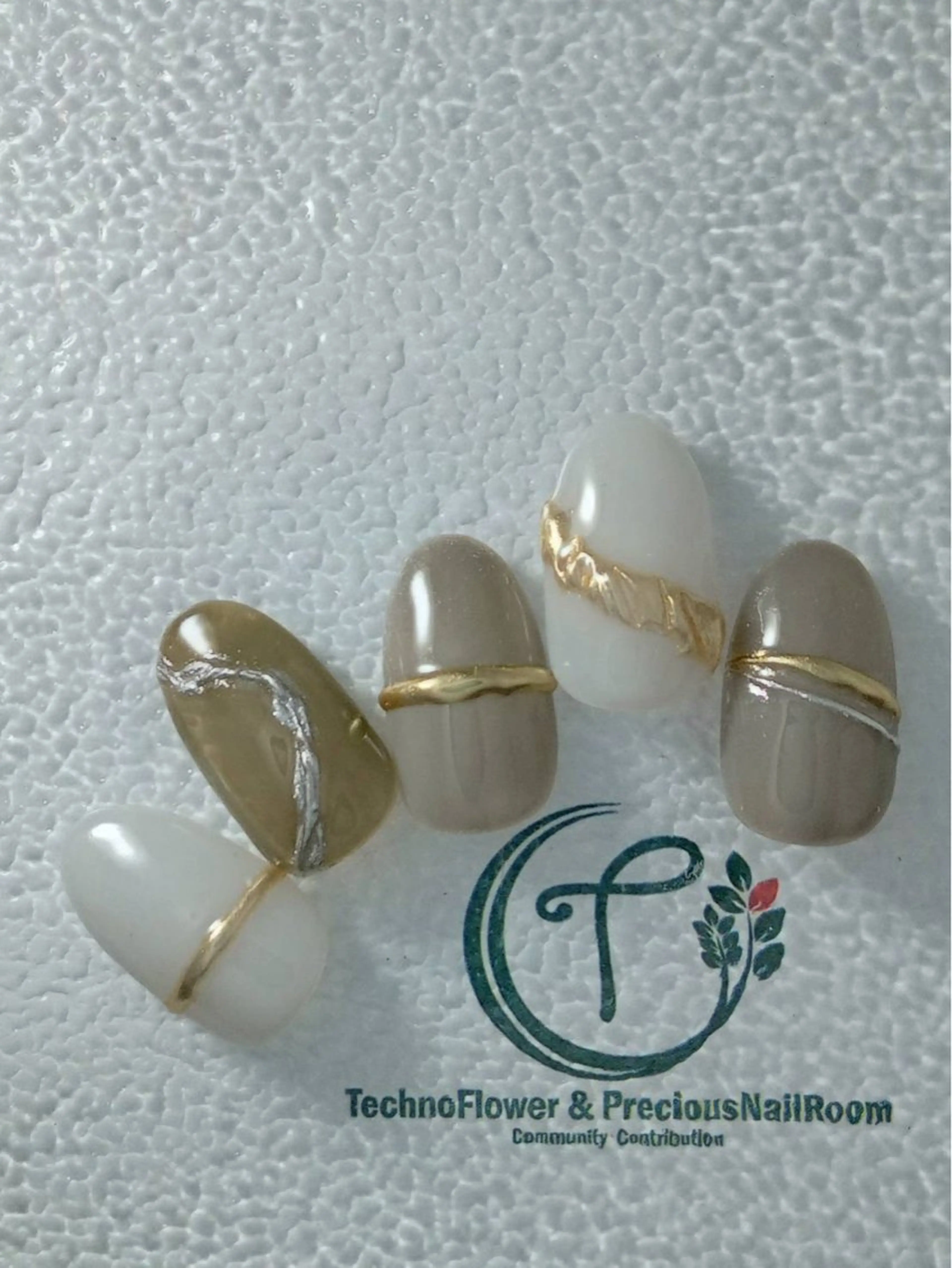 ネイル フラワーネイル precious nail  roomのネイルデザイン