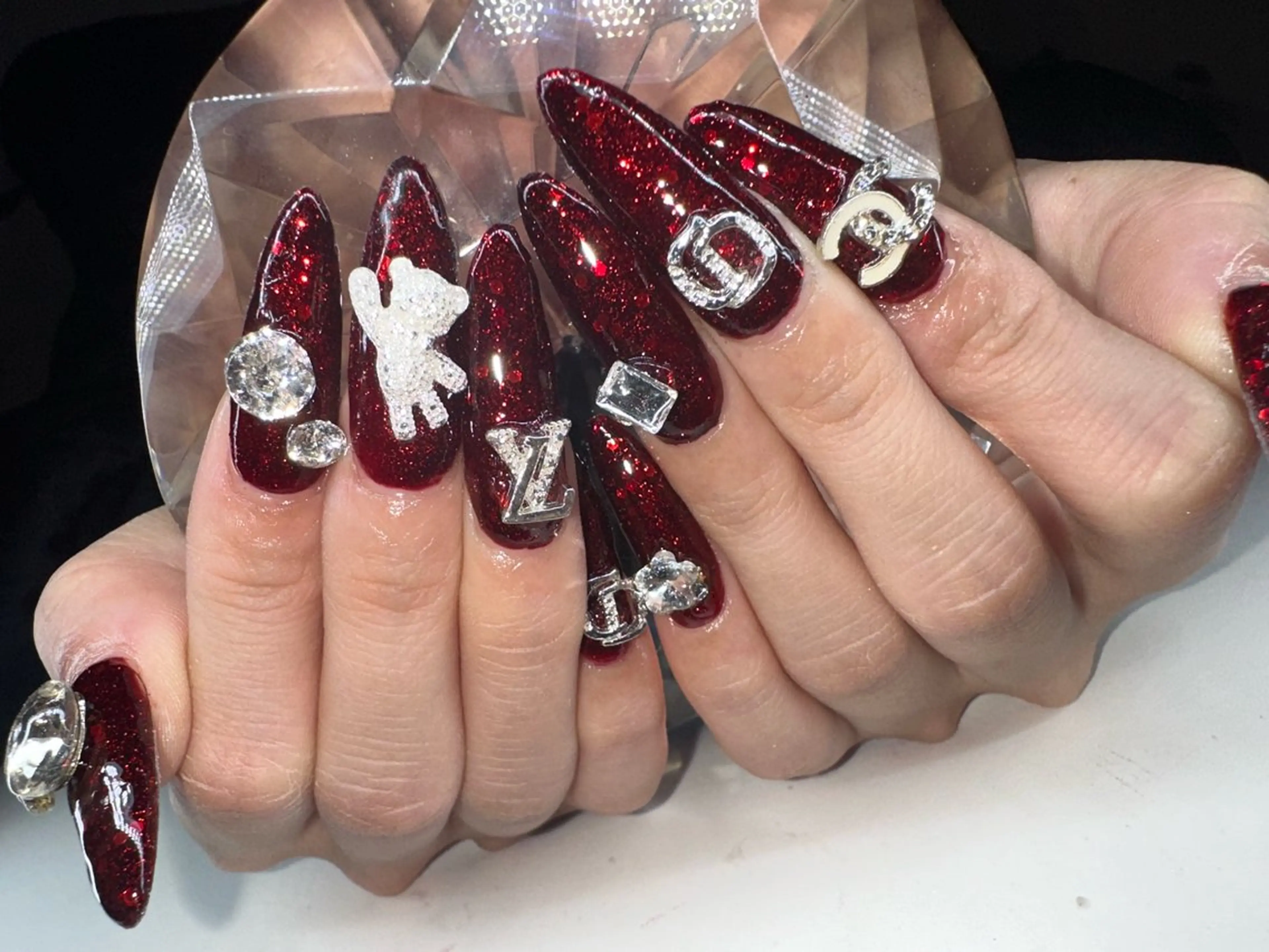 セミロング ハンドネイル YOKOSUKA NAILS💅✨のネイルデザイン