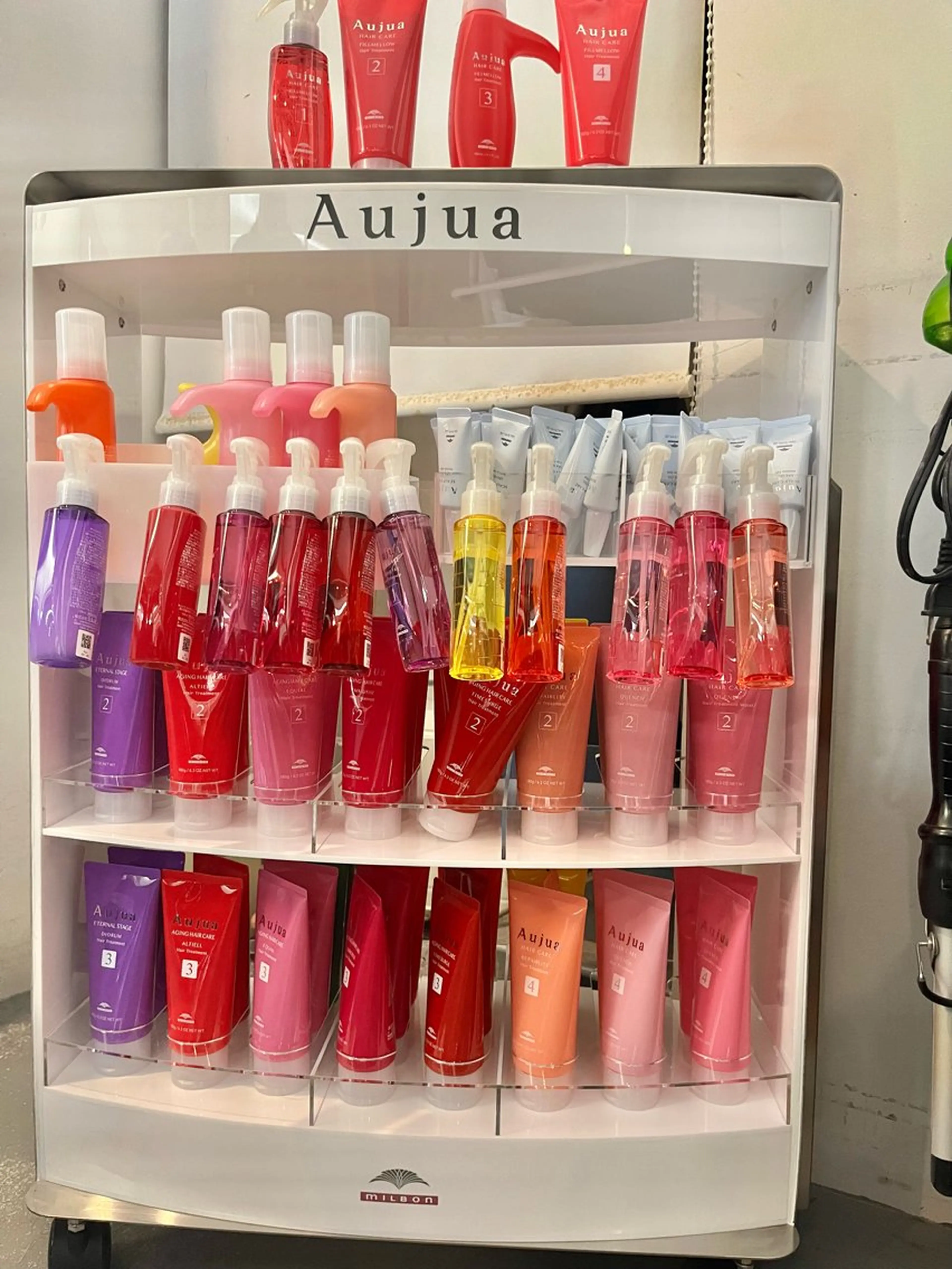 大塚 友絵のヘアスタイル