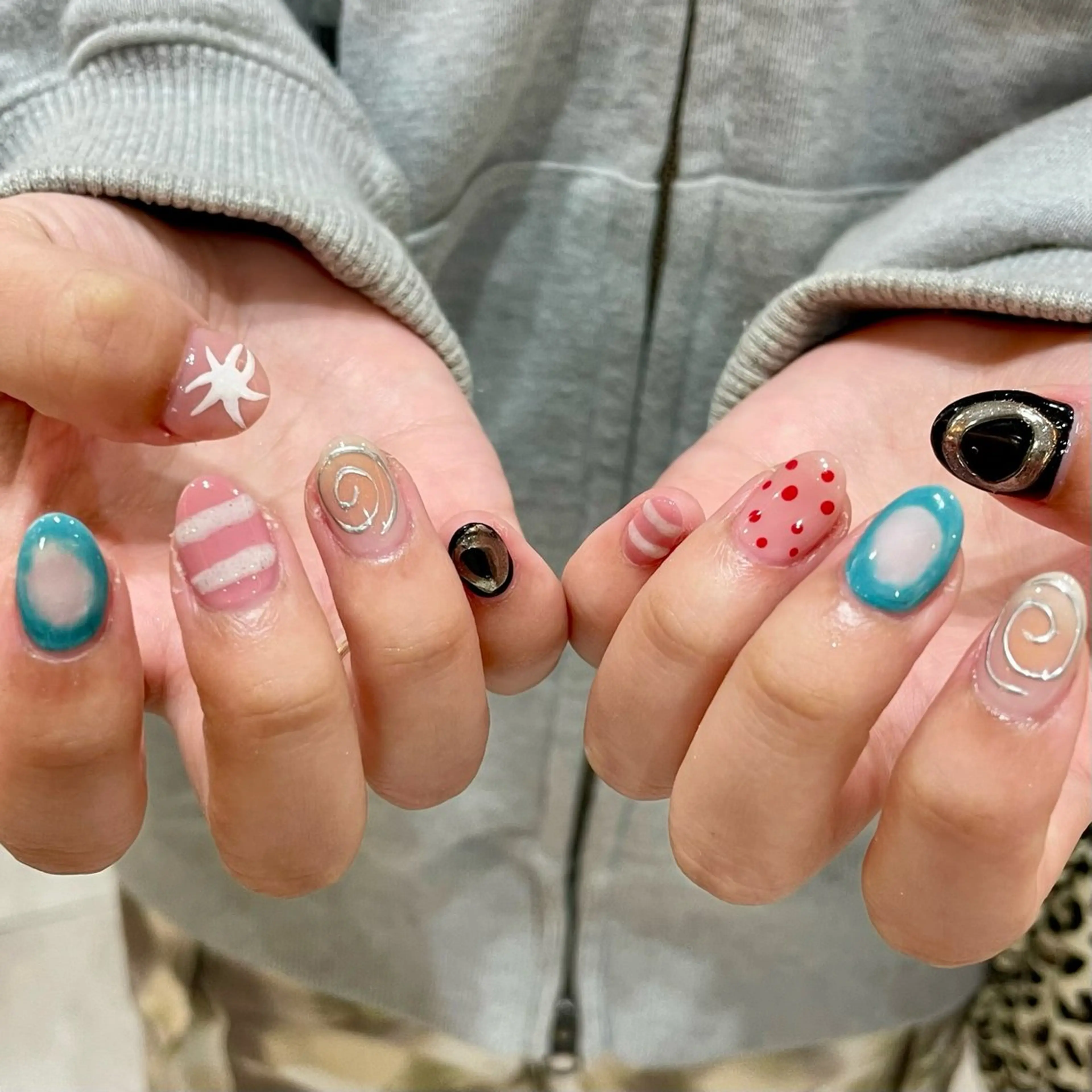 ネイル ミラーネイル ハンドネイル N°nail 💅MIIRUのネイルデザイン