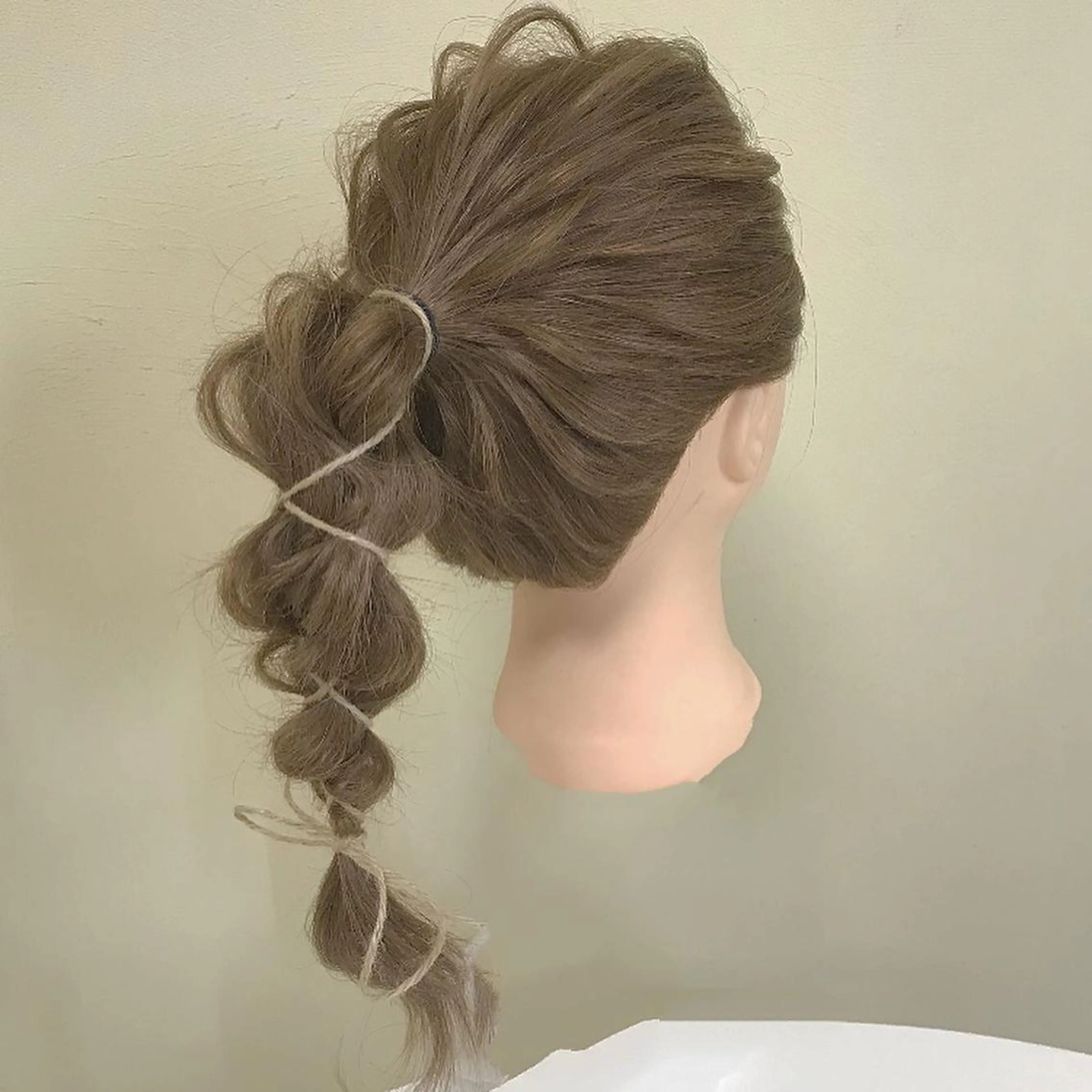 ロング ヘアアレンジ タニモト ユイのヘアスタイル