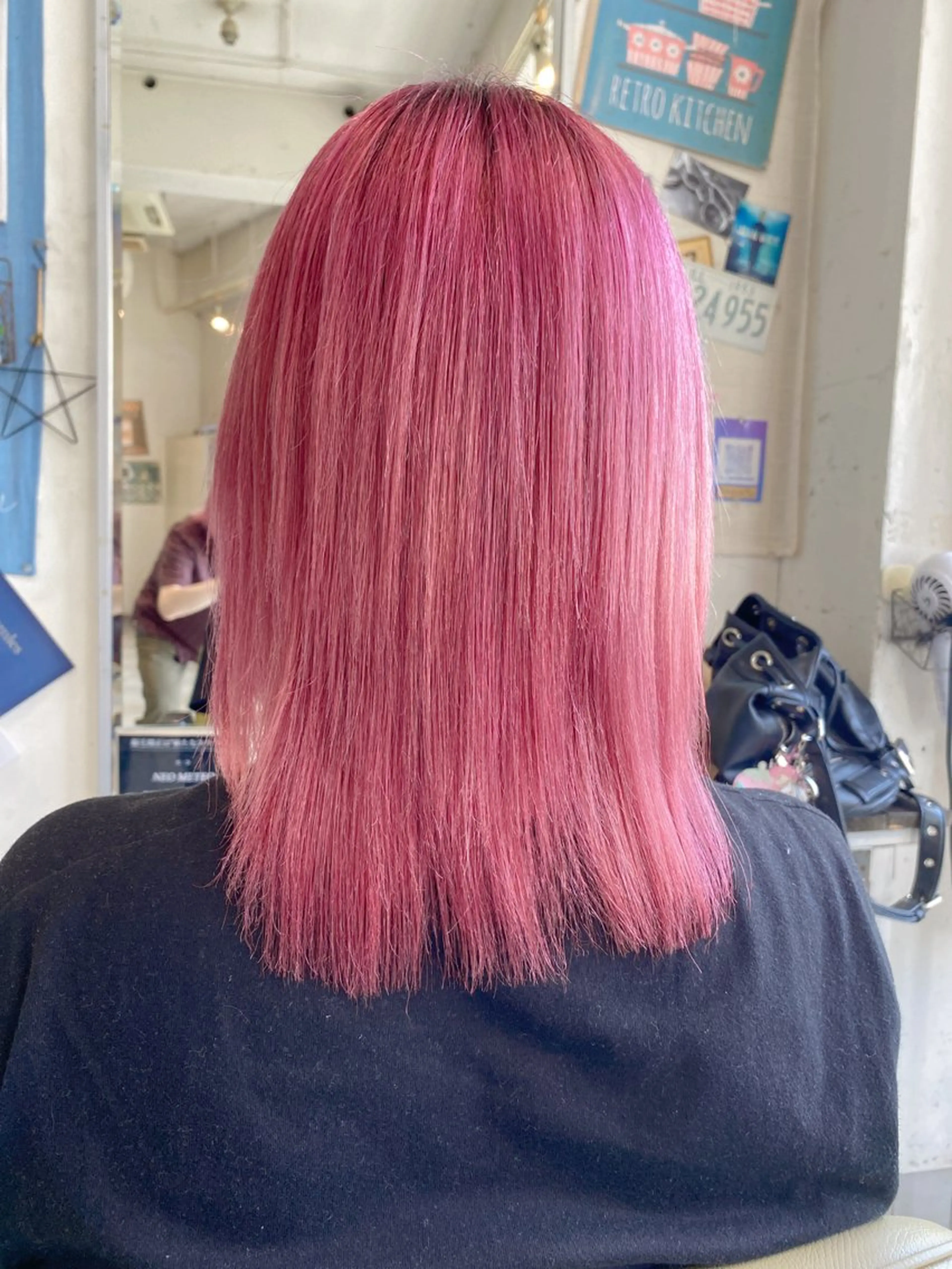 ミディアム カラー ブリーチ ピンクカラー ヘアカラー ベストヘアー上本郷所属・黒川 奨のヘアスタイル