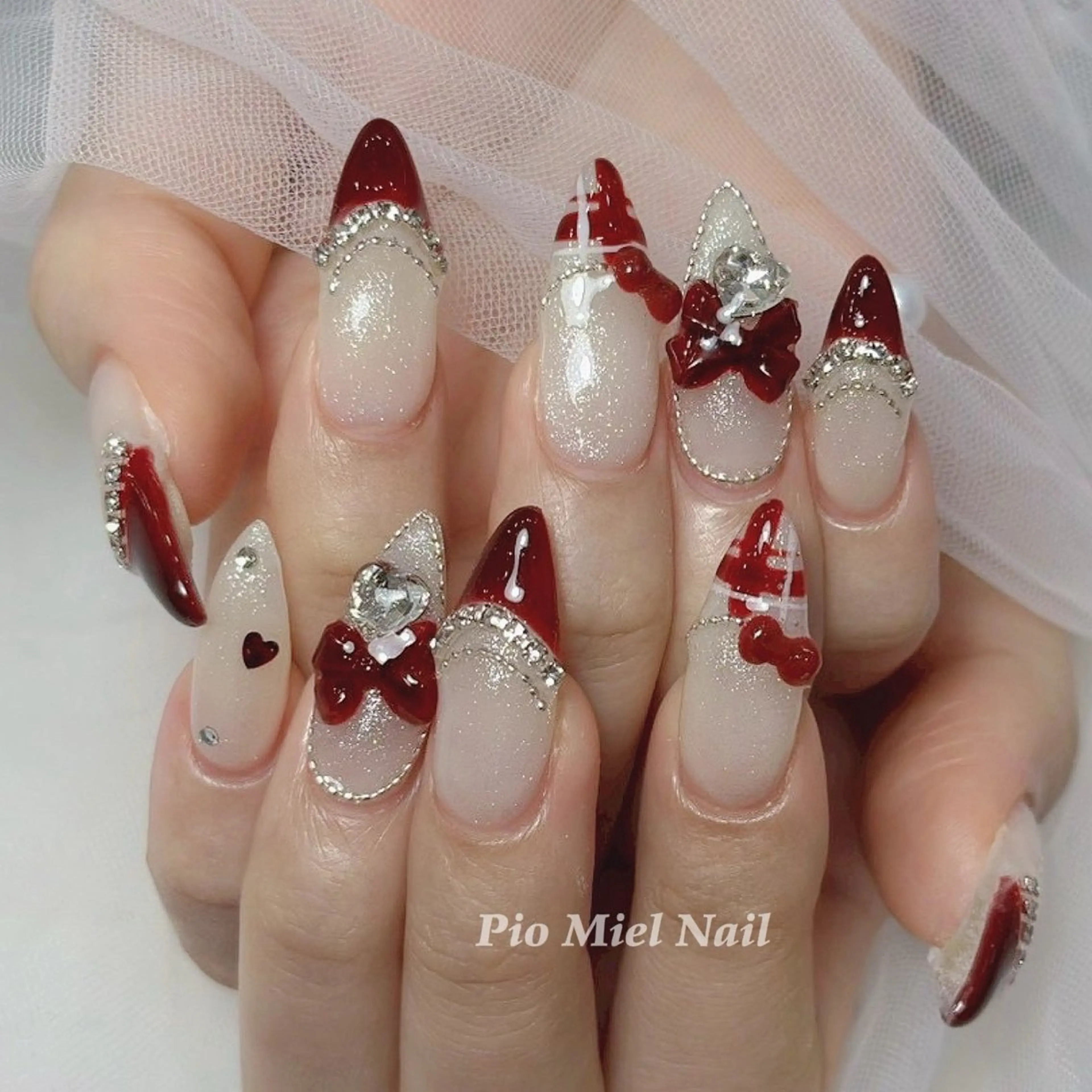 ネイル ボルドー 韓国ネイル マグネットネイル ニュアンスネイル ワンカラーネイル ハンドネイル HANA 長さだしのネイルデザイン