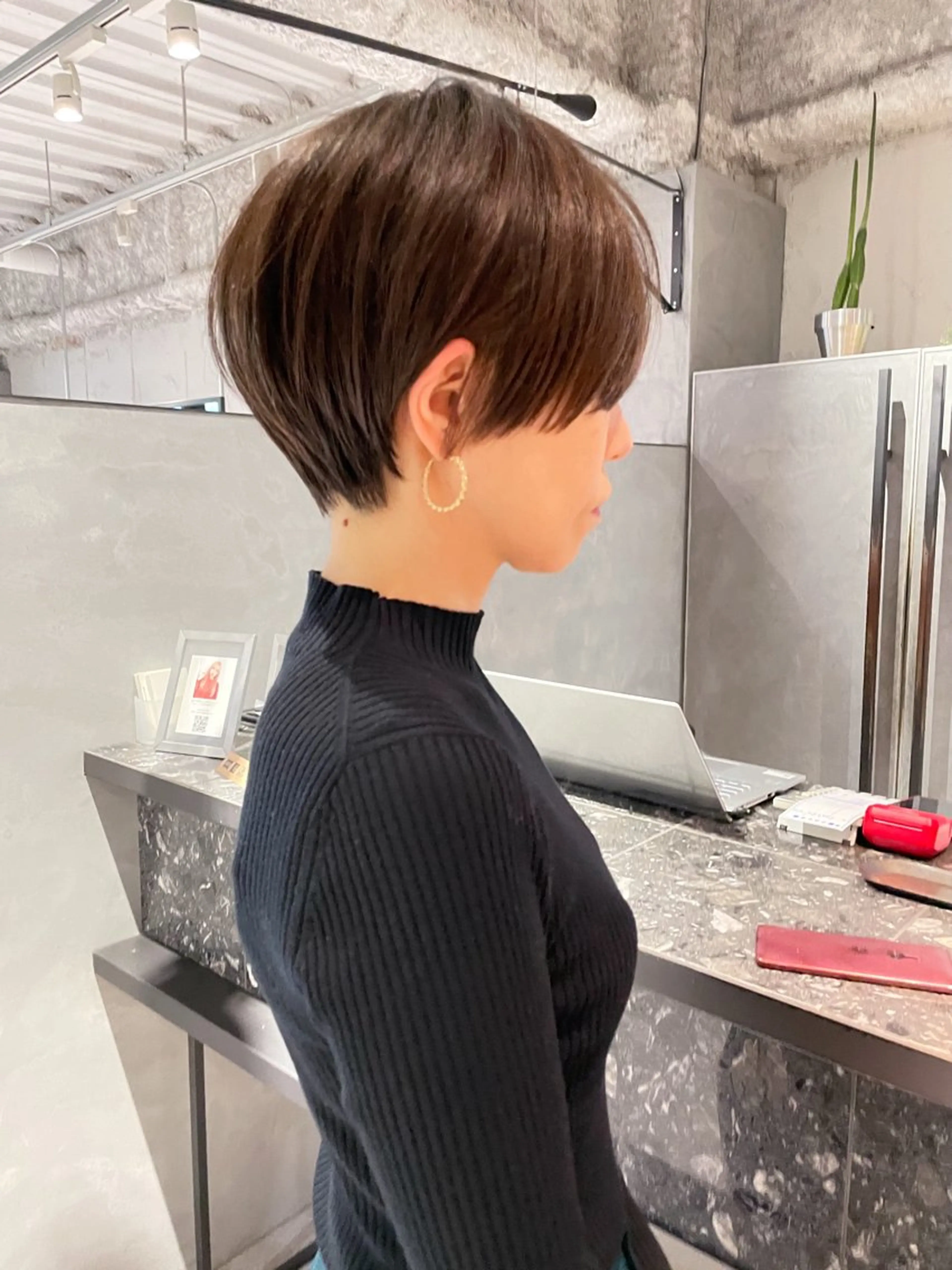 ショート ショートヘア 美髪矯正/艶カラー ボブ/栄/鐘ヶ江純也のヘアスタイル