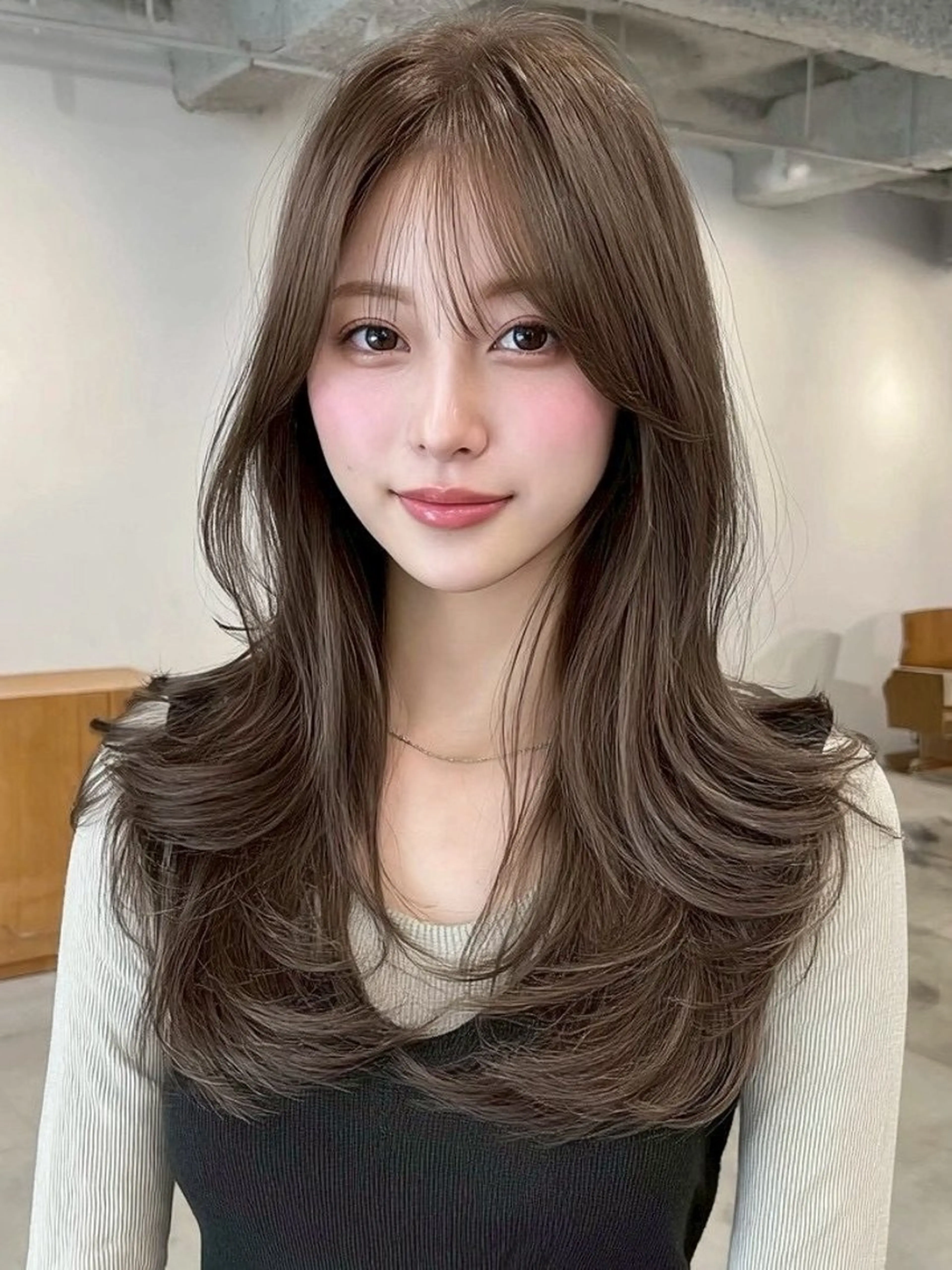 セミロング カラー 透明感カラー くびれヘア 顔周りカット 韓国風ヘア くびれレイヤー カット ヘアカラー トリートメント 🫧ナオ🫧 /韓国 ヘア/ マンツーマンのヘアスタイル