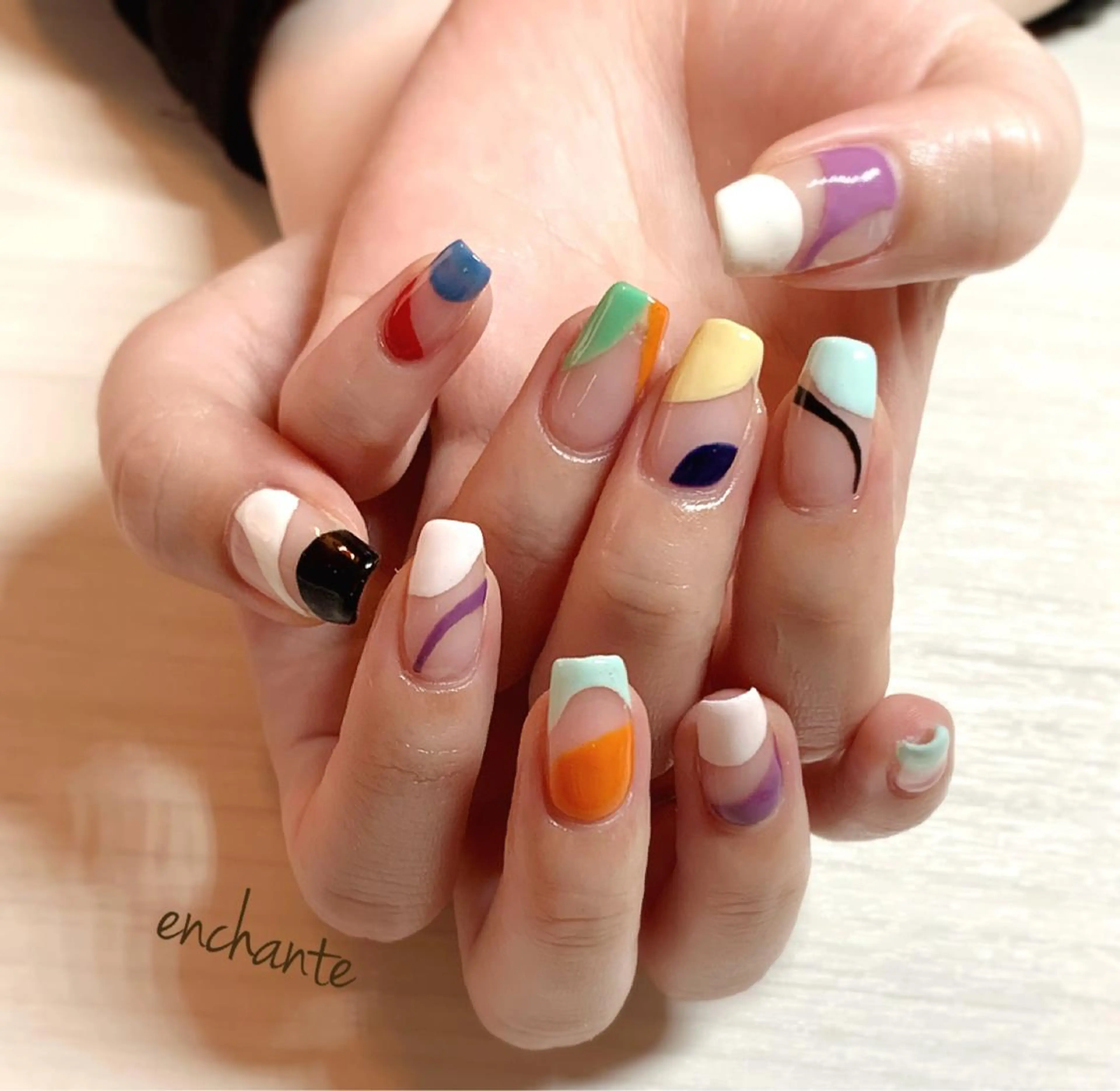 ネイル enchante 自由が丘のマツエク・マツパデザイン