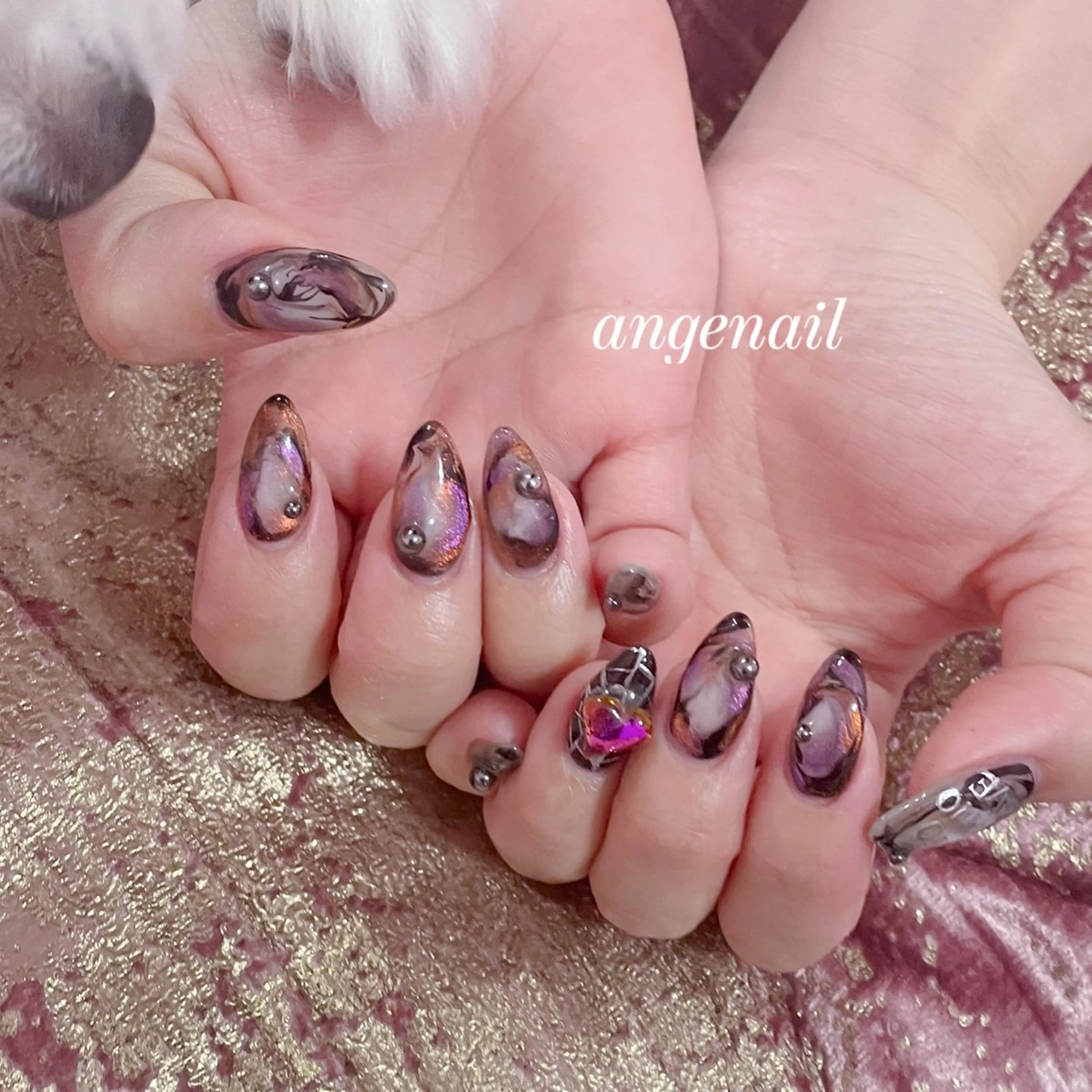 ネイル ハンドネイル オーナーネイリスト MAKIのネイルデザイン