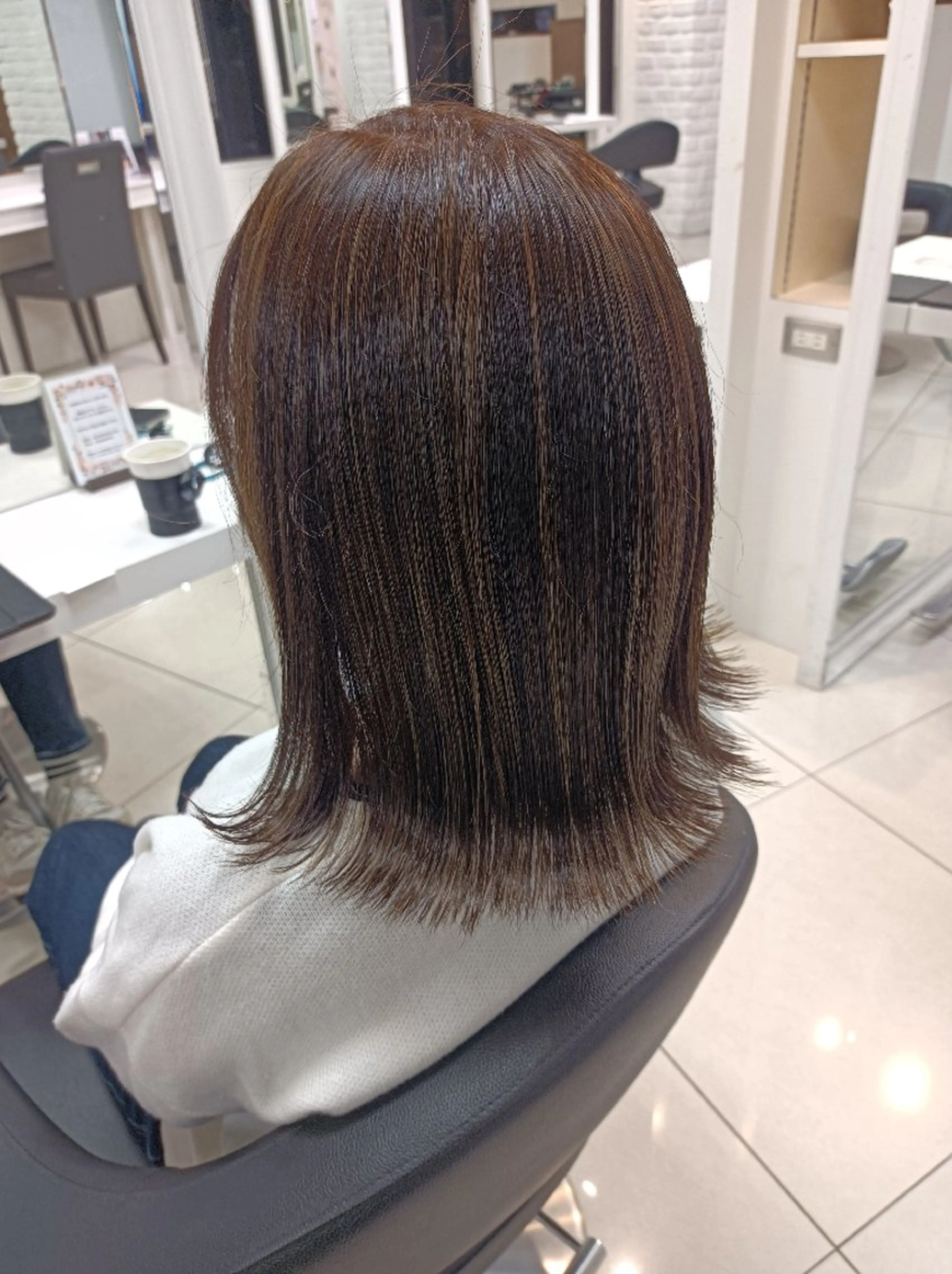 セミロング 【縮毛矯正/レディー スカット】美涼🎀のヘアスタイル