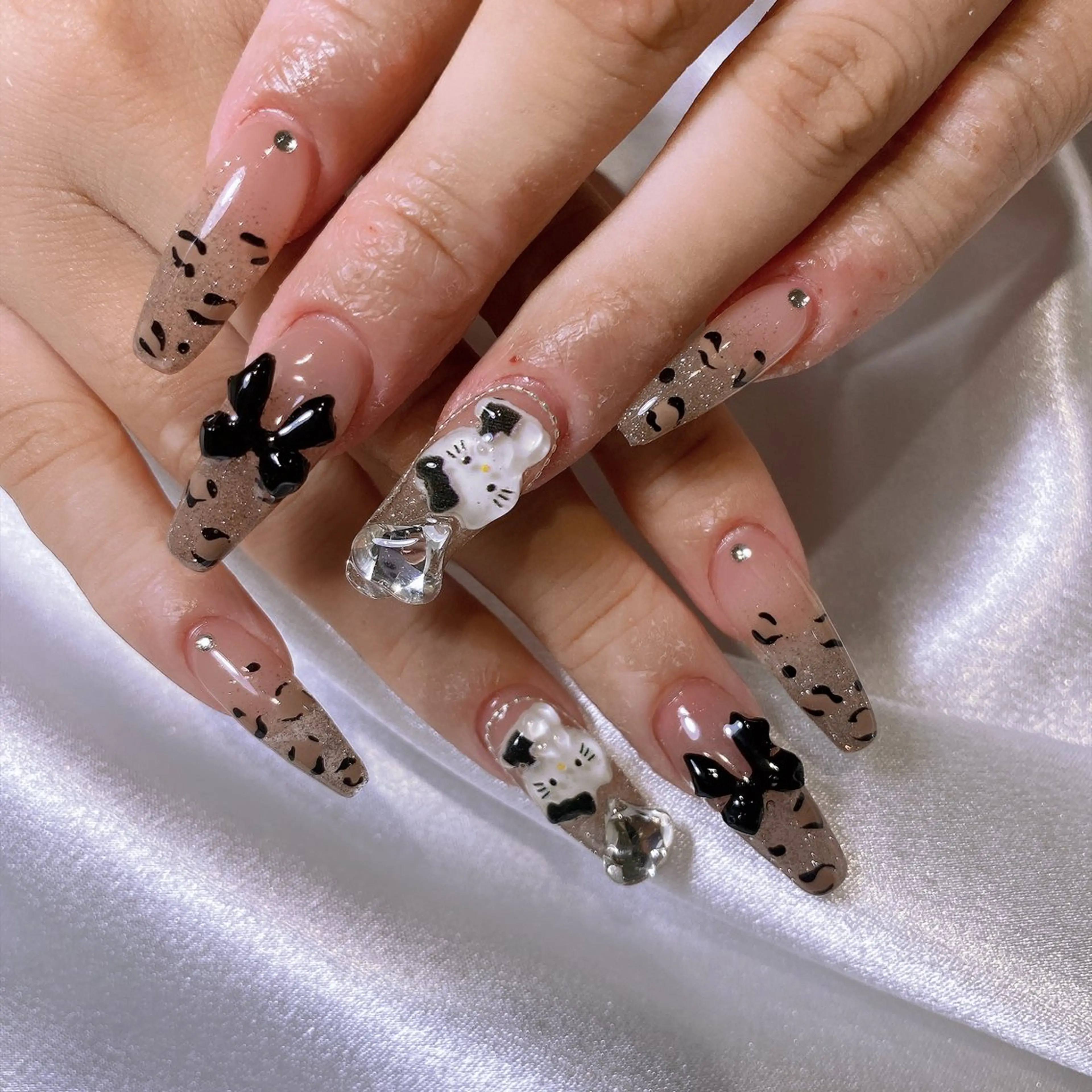 ネイル 長さ出し専門店 RIRIのネイルデザイン