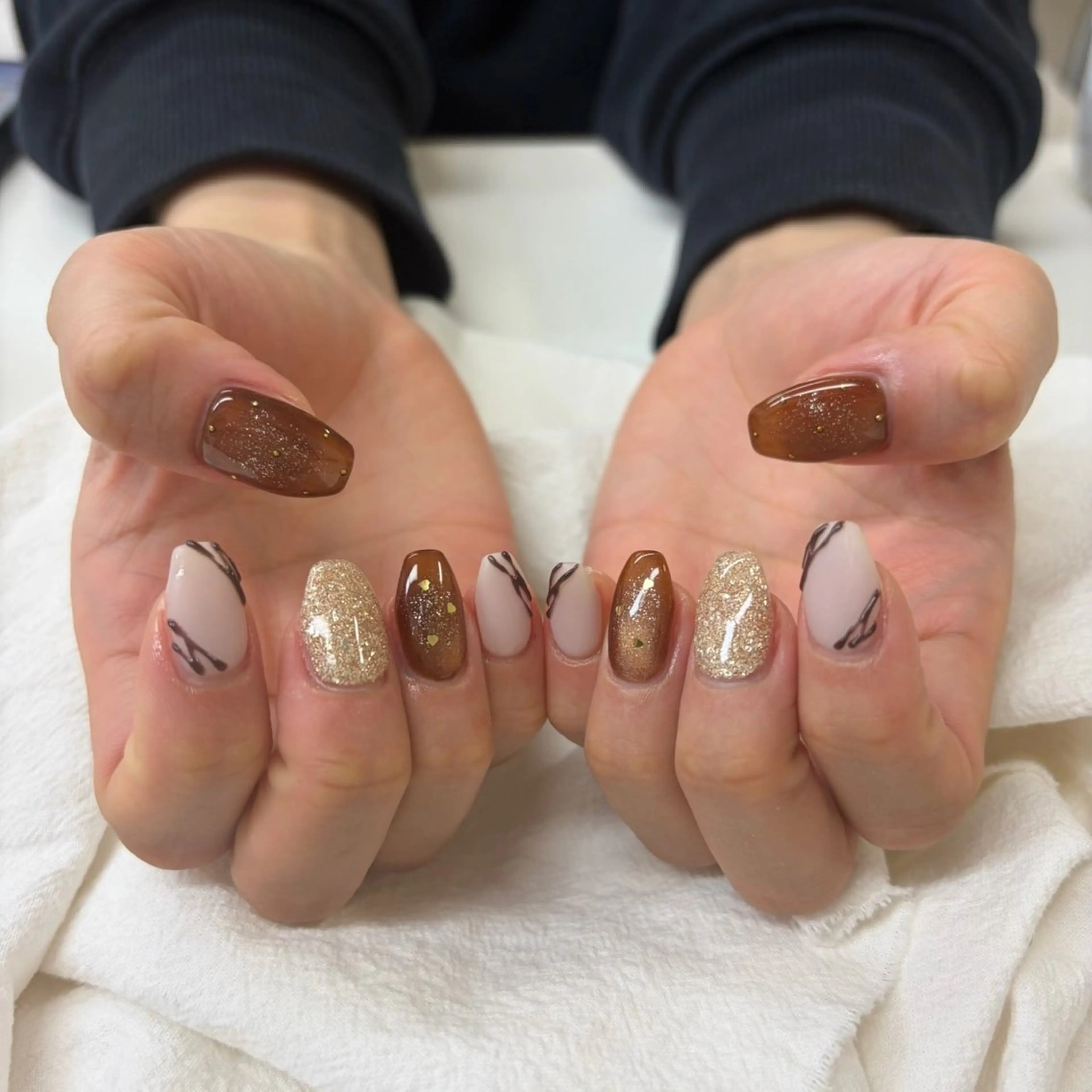 ミディアム ハンドネイル nail jaol池袋店所属・ネイルJaol 池袋のネイルデザイン