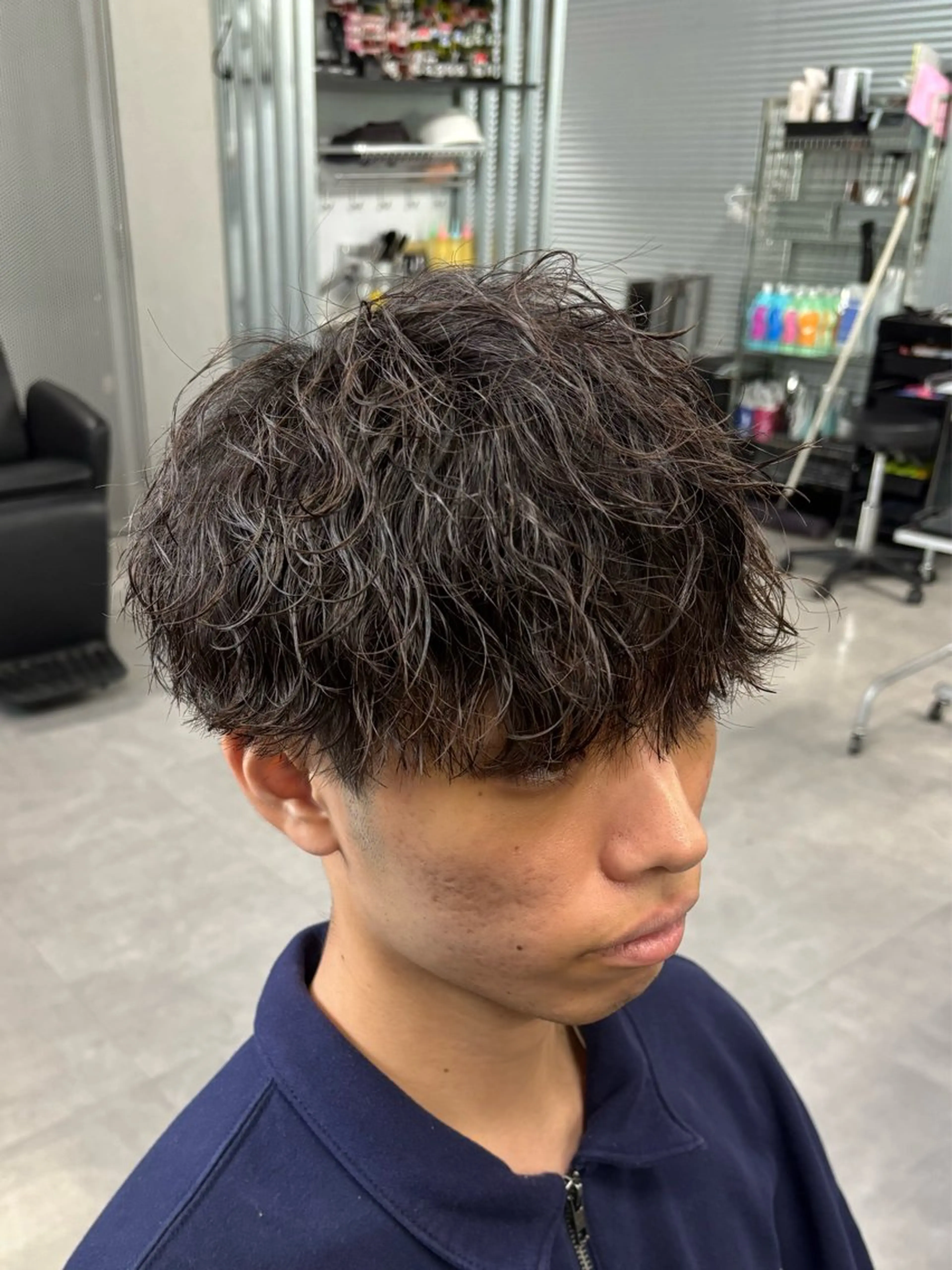 パーマ メンズ メンズパーマ 波巻きパーマ カット パーマ トリートメント 波巻き/ツイスパ/ 短髪/鈴木俊也のヘアスタイル