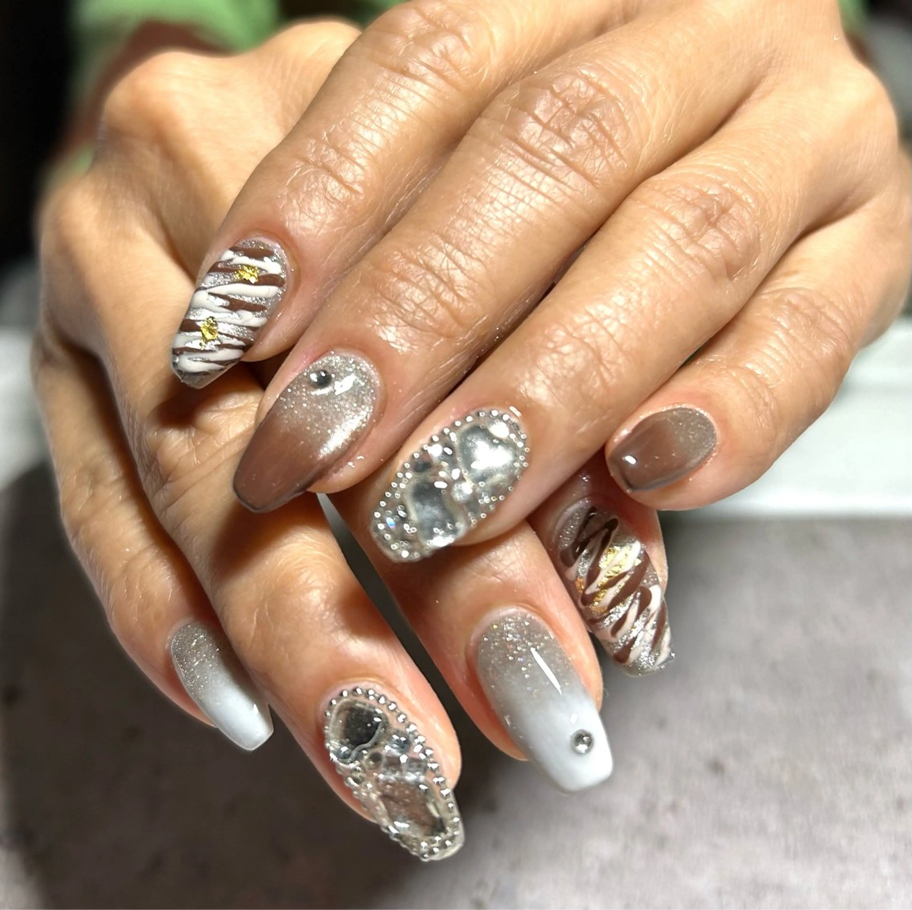 ミディアム 2DY NAIL SALONのネイルデザイン