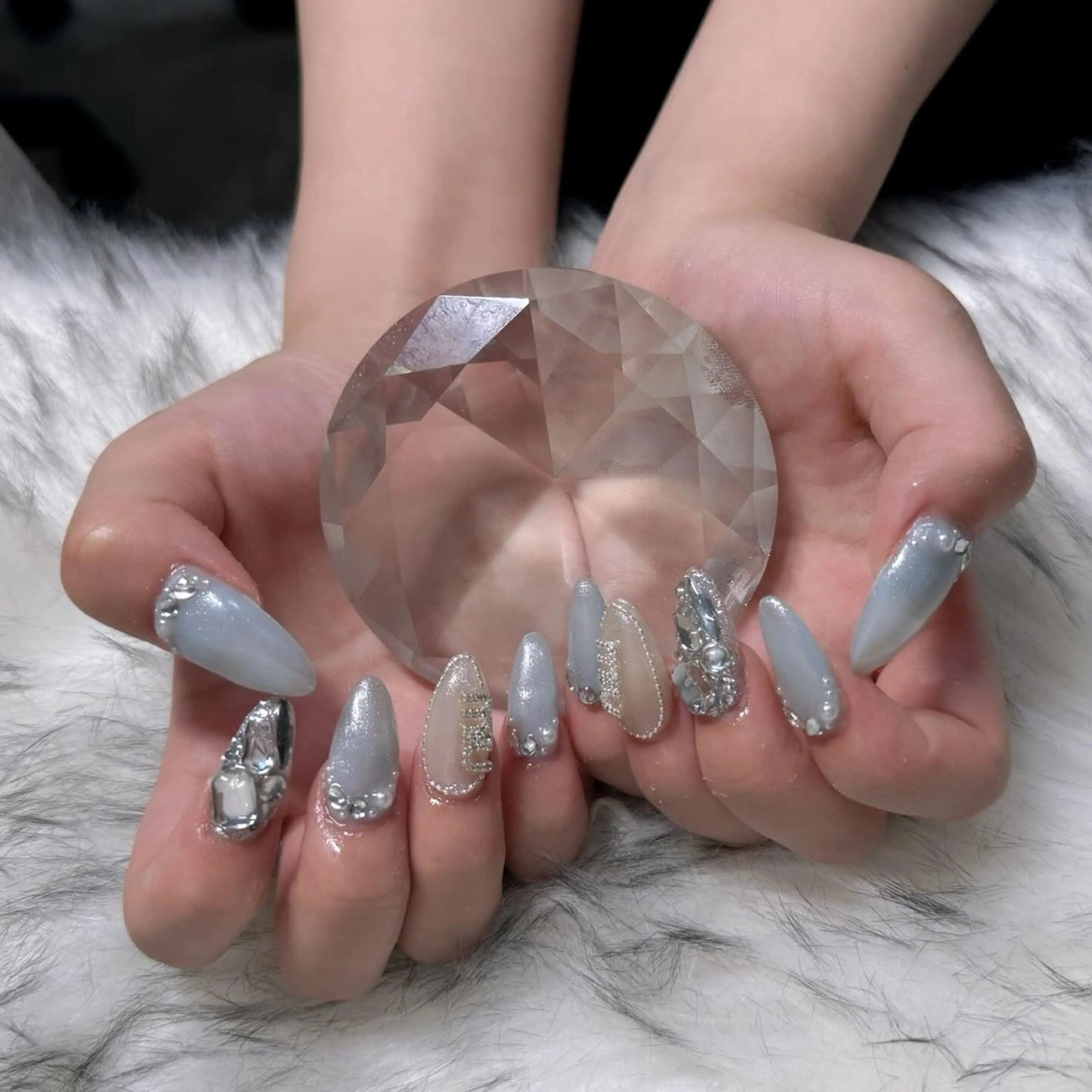 ロング ハンドネイル mao .のネイルデザイン