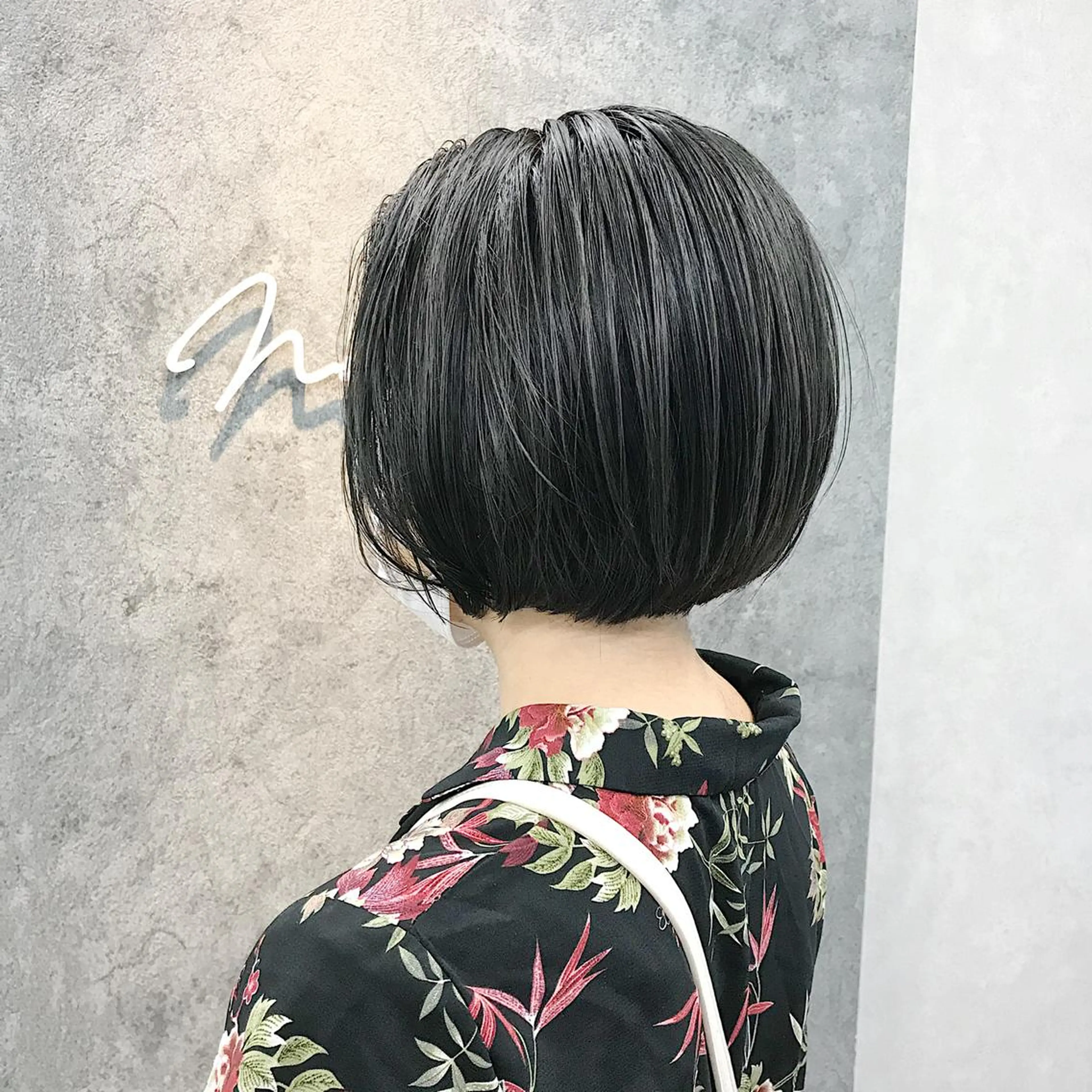 ショート ボブ ハイライト カット ヘアカラー トリートメント 所渉/韓国レイヤー /ウルフカットのヘアスタイル