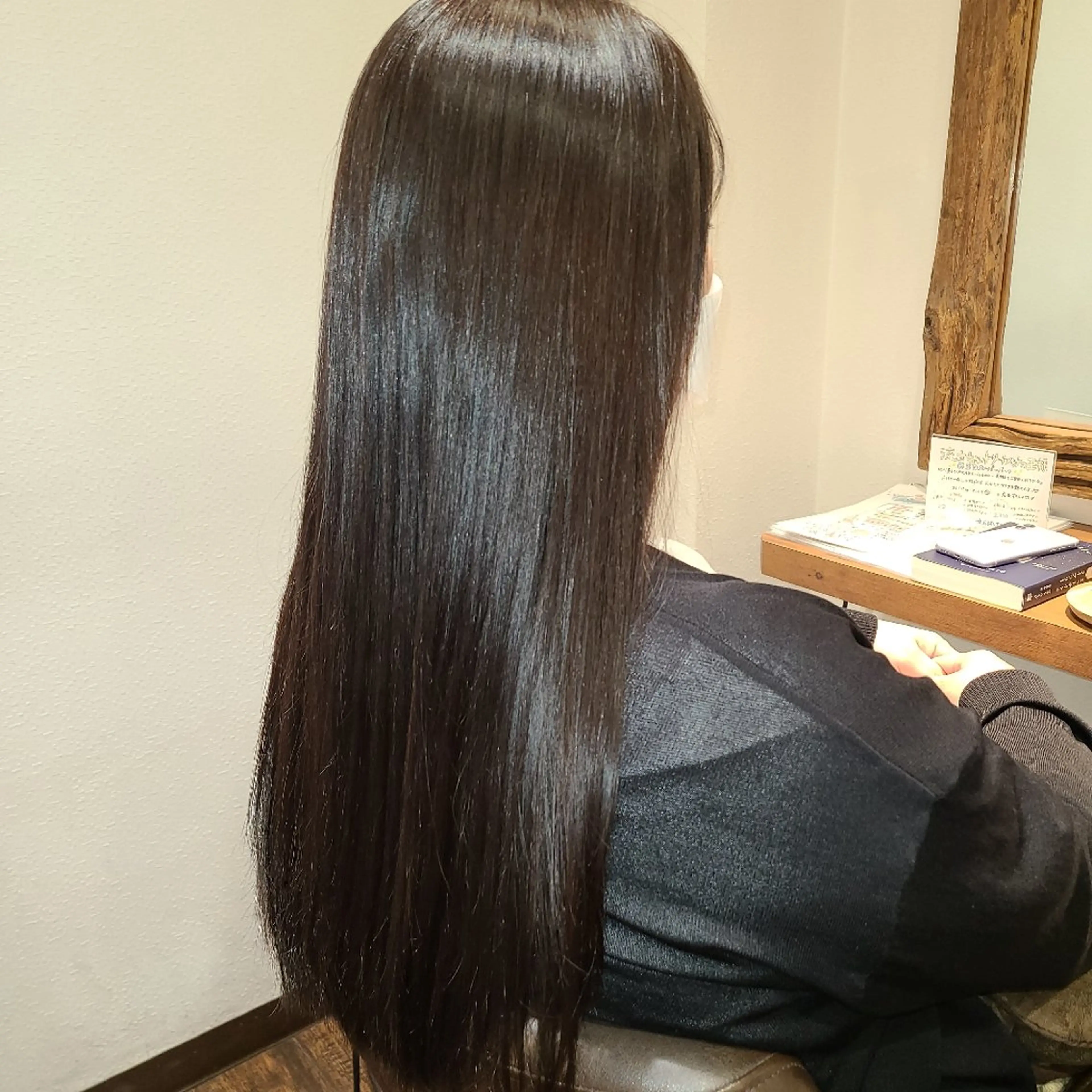 ロング ロング 縮毛矯正 大熊 智也のヘアスタイル