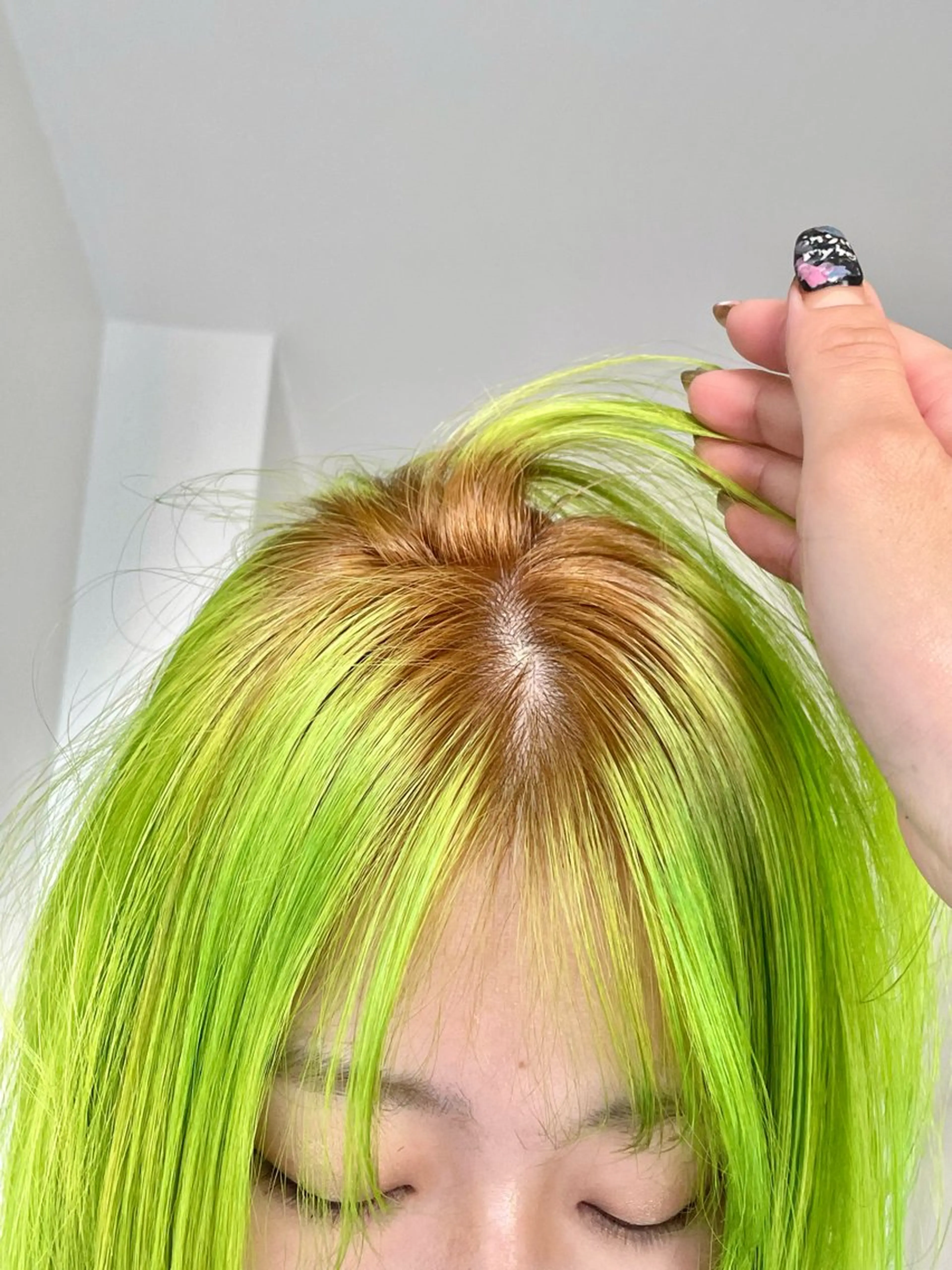 カラー ヘアカラー 🎀ボブ＋ハイトーン シュカ👶🏻のヘアスタイル